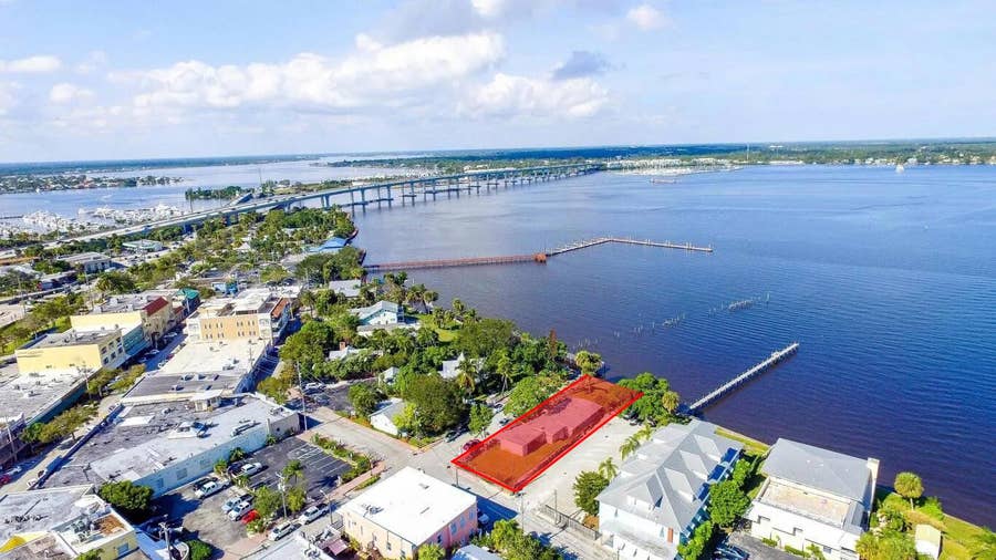 Property photo for 101 S Colorado Avenue, Stuart, FL