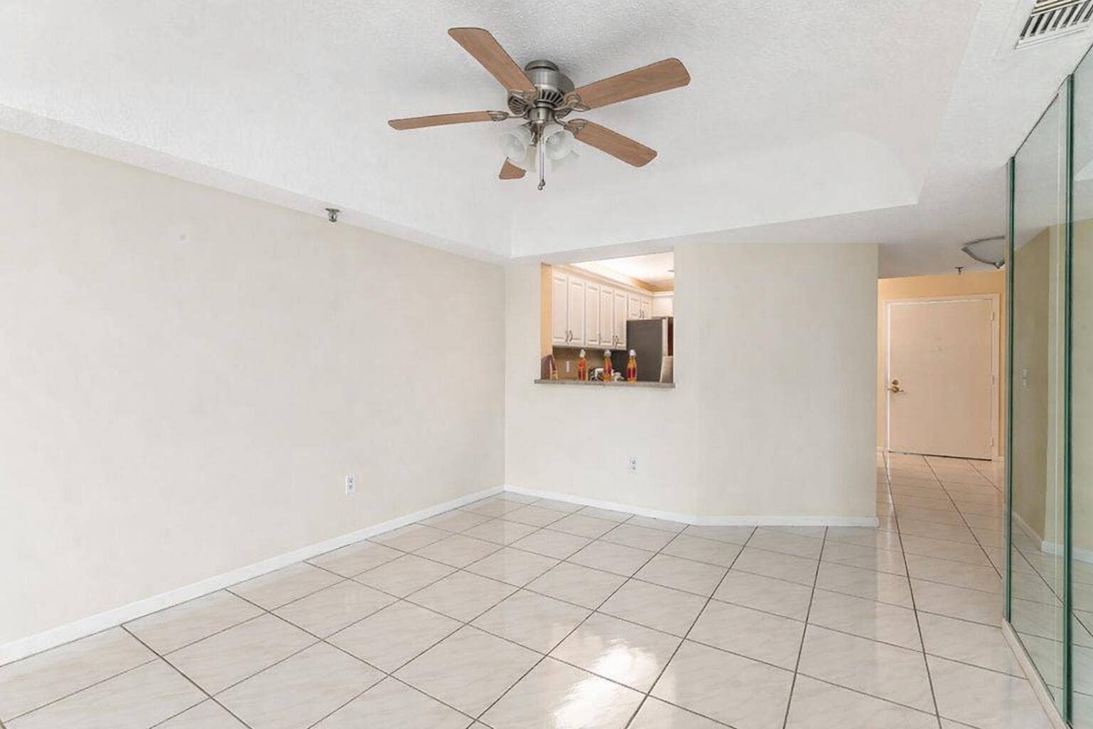 9220 SW 14th Street, #3-208, Boca Raton, FL 33428 Dining Room