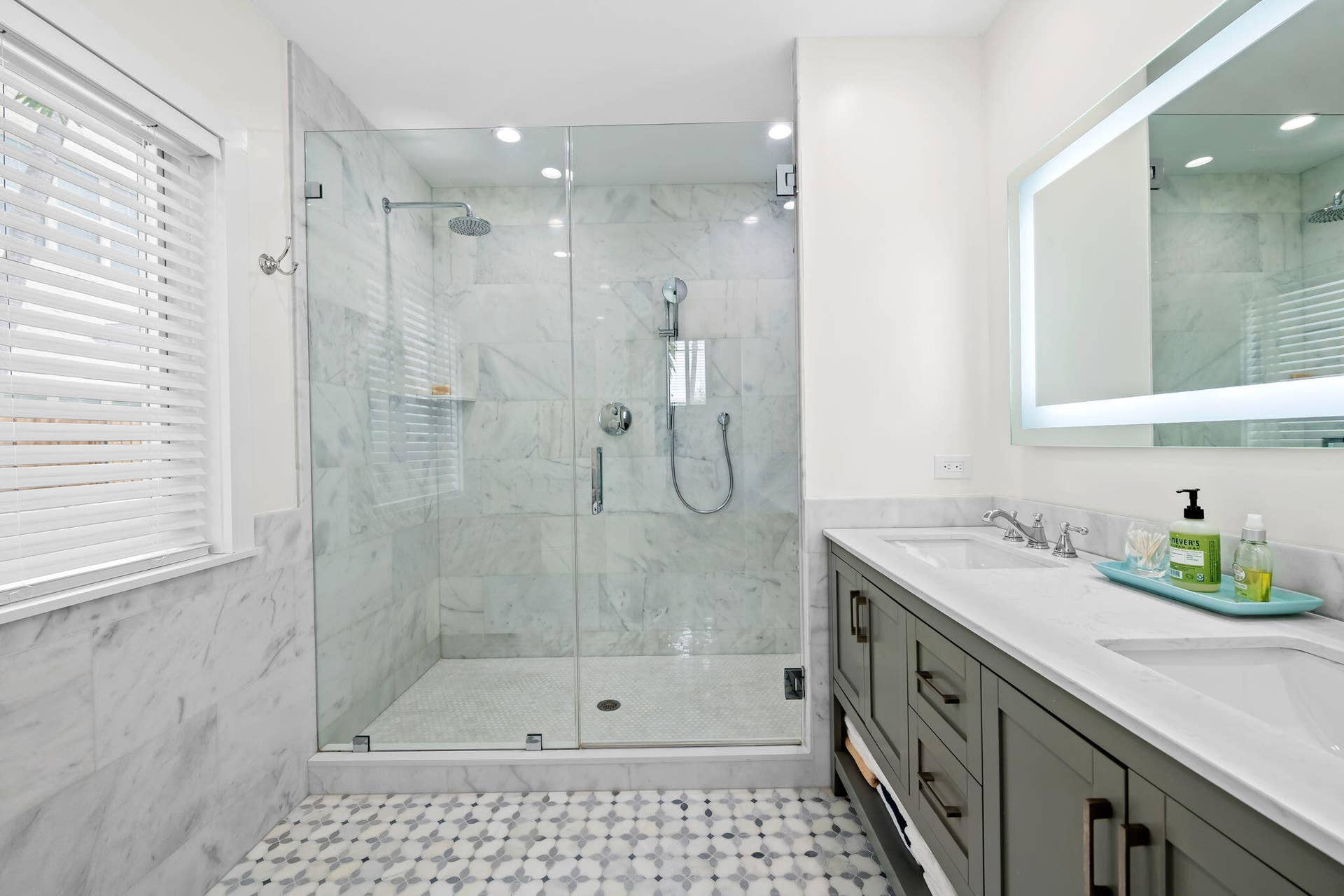 1004 SE 11th Street, Fort Lauderdale, FL 33316 20-web-or-mls-DSC_7358