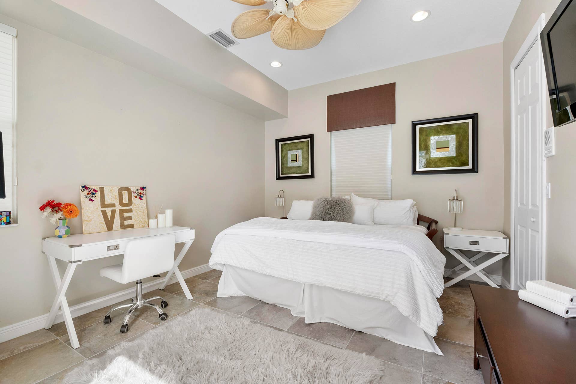 6015 Pinewood Avenue, Parkland, FL 33067 6015 Pinewood Ave_065