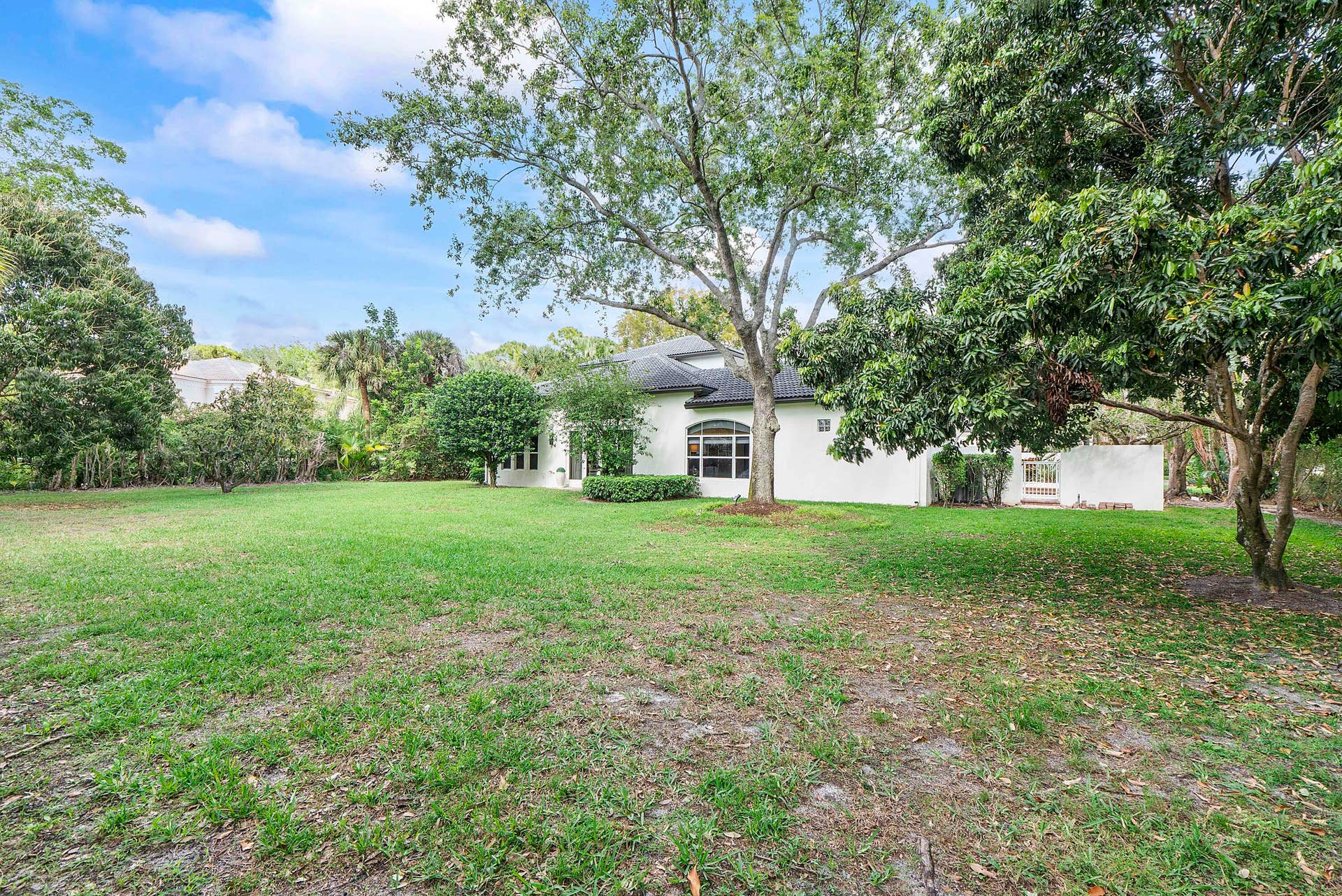 6015 Pinewood Avenue, Parkland, FL 33067 6015 Pinewood Ave_077
