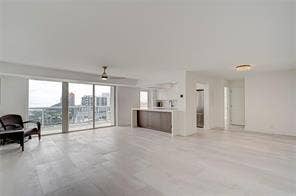2841 N Ocean Boulevard, #1901, Fort Lauderdale, Fort Lauderdale, FL 33308 vv4