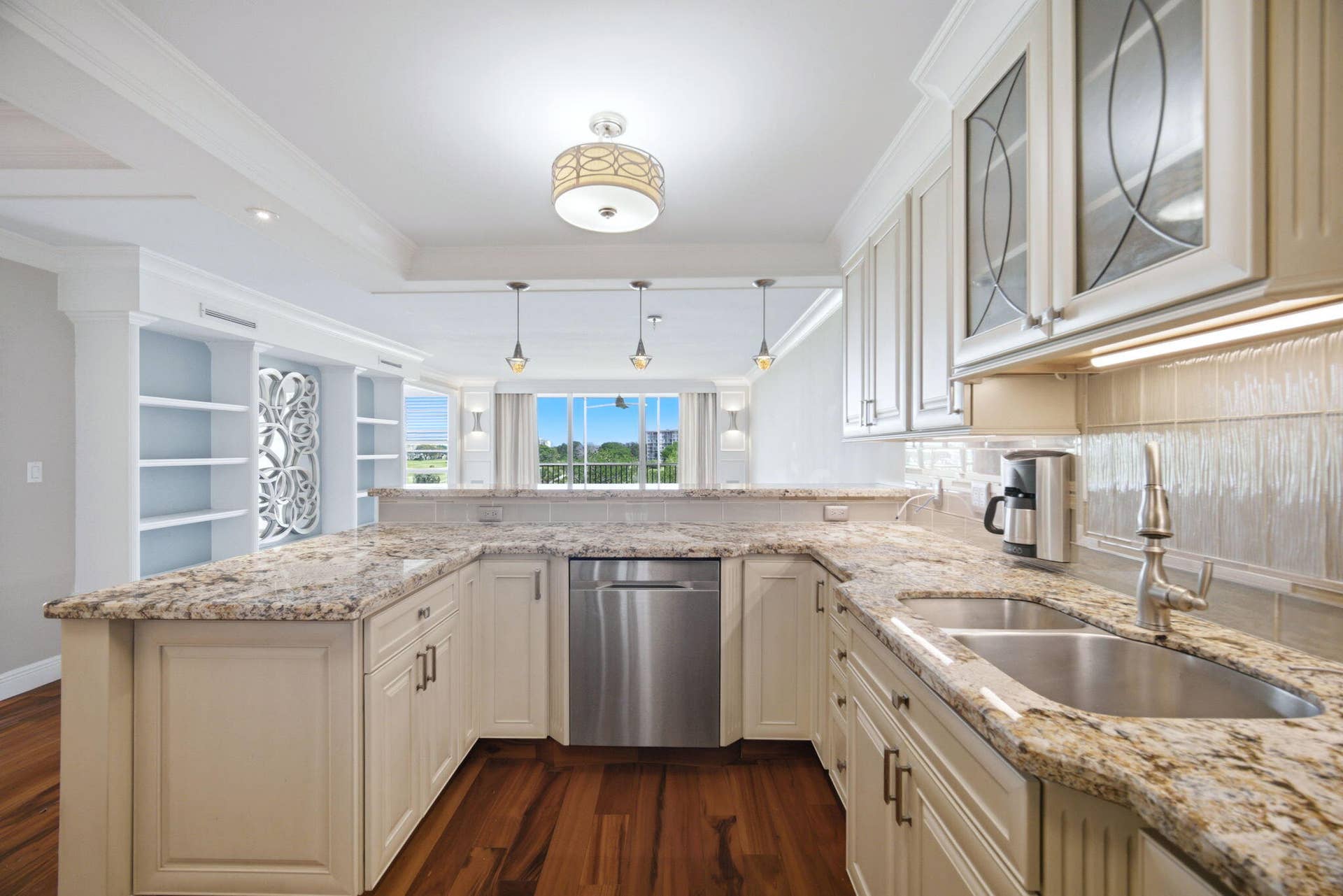2901 S Palm Aire Drive, Pompano Beach, FL 33069 6-web-or-mls-IMG_3281