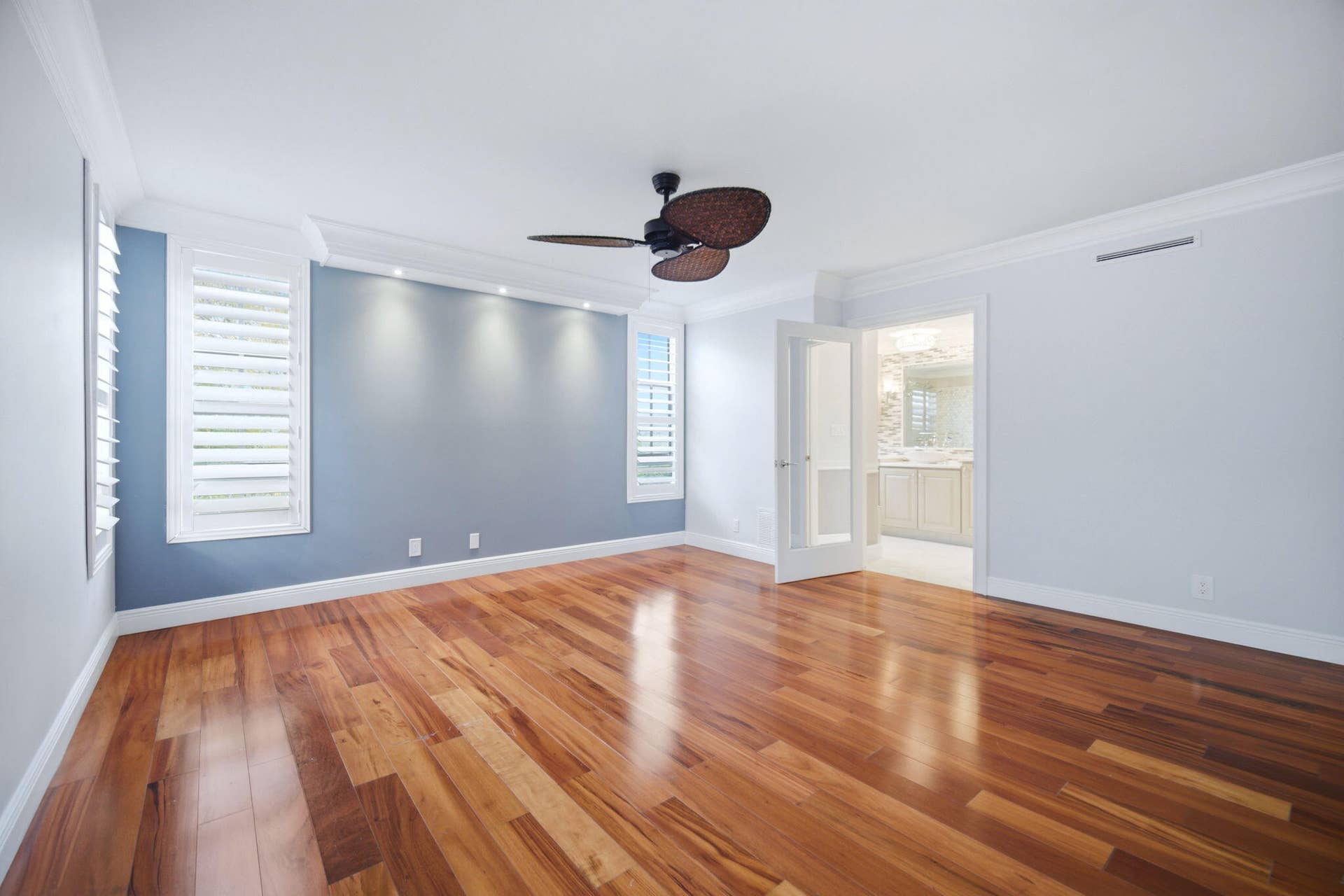 2901 S Palm Aire Drive, Pompano Beach, FL 33069 31-web-or-mls-IMG_3347