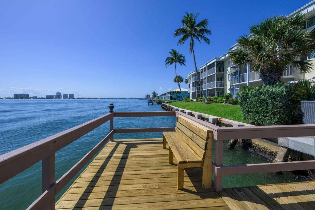 101 Doolen Court, #307, North Palm Beach, FL 33408 Dock