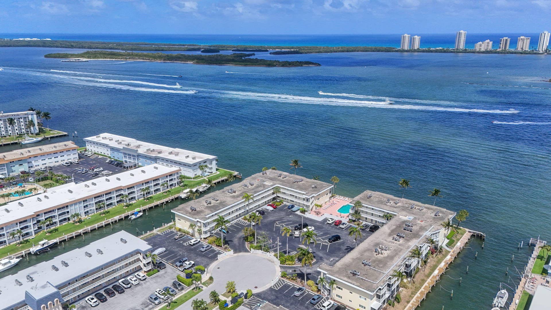 101 Doolen Court, #307, North Palm Beach, FL 33408 Location