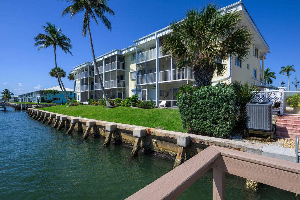 101 Doolen Court, #307, North Palm Beach, FL 33408 Location
