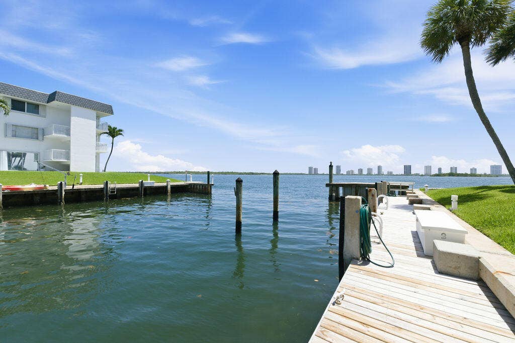 101 Doolen Court, #307, North Palm Beach, FL 33408 View