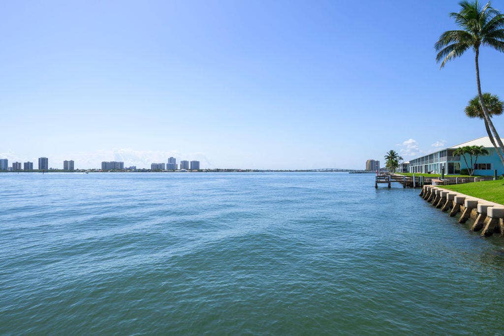 101 Doolen Court, #307, North Palm Beach, FL 33408 View