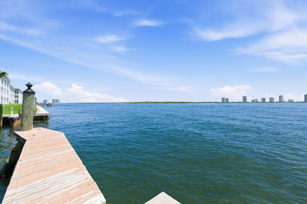 101 Doolen Court, #307, North Palm Beach, FL 33408 View
