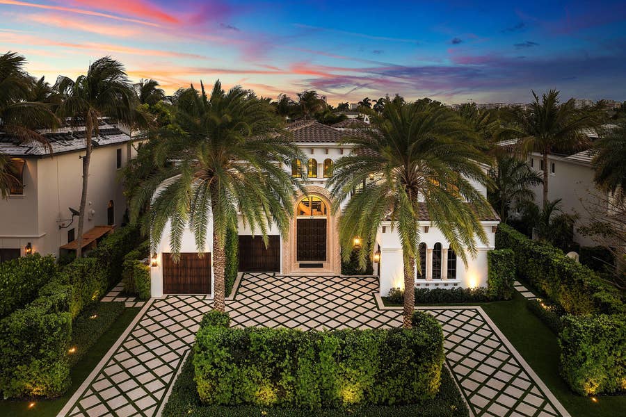 Property photo for 520 NE Waterway Lane, Boca Raton, FL