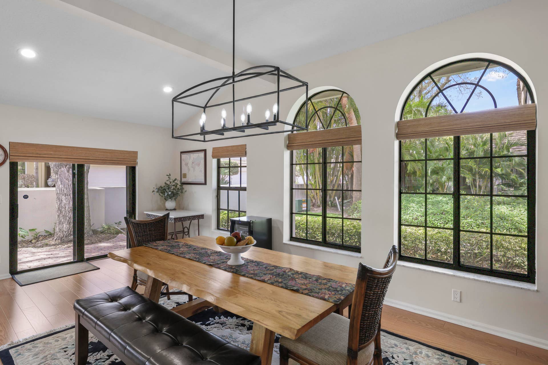 461 Coral Cove Drive - 14.jpg-FULL