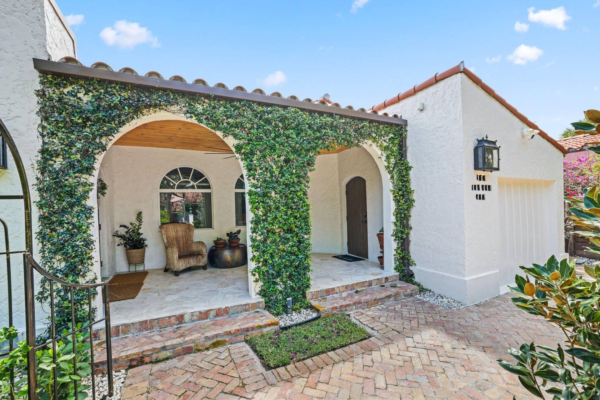706 Sunset Road, West Palm Beach, FL 33401 706 Sunset Road - 10.jpg-SMALL