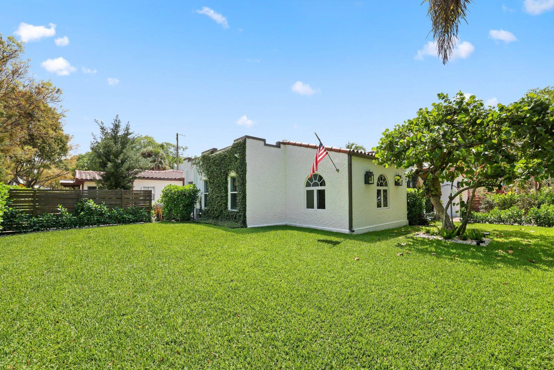 706 Sunset Road, West Palm Beach, FL 33401 706 Sunset Road - 14.jpg-SMALL
