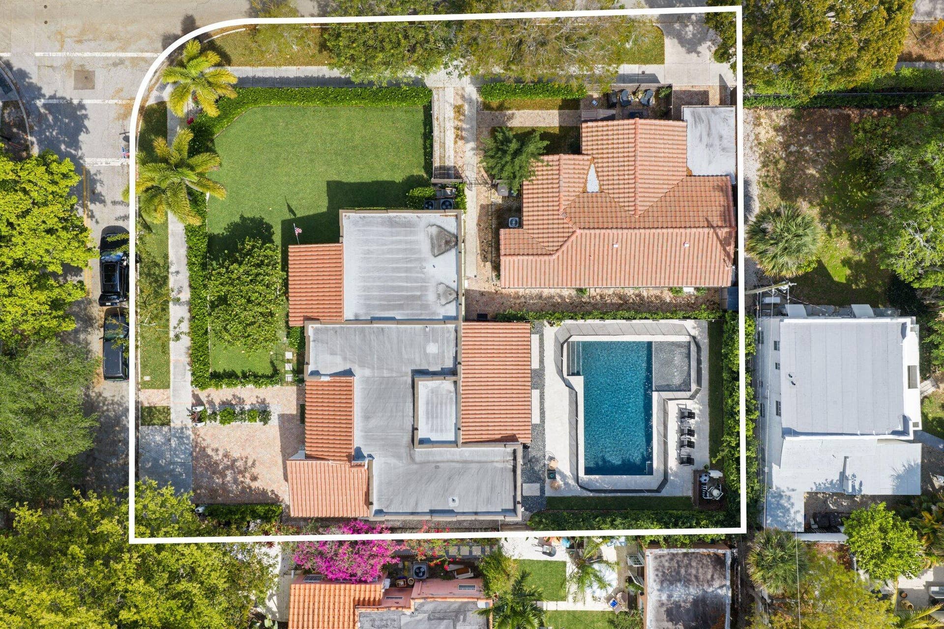 706 Sunset Road, West Palm Beach, FL 33401 706 Sunset Road - 2.jpg-SMALL