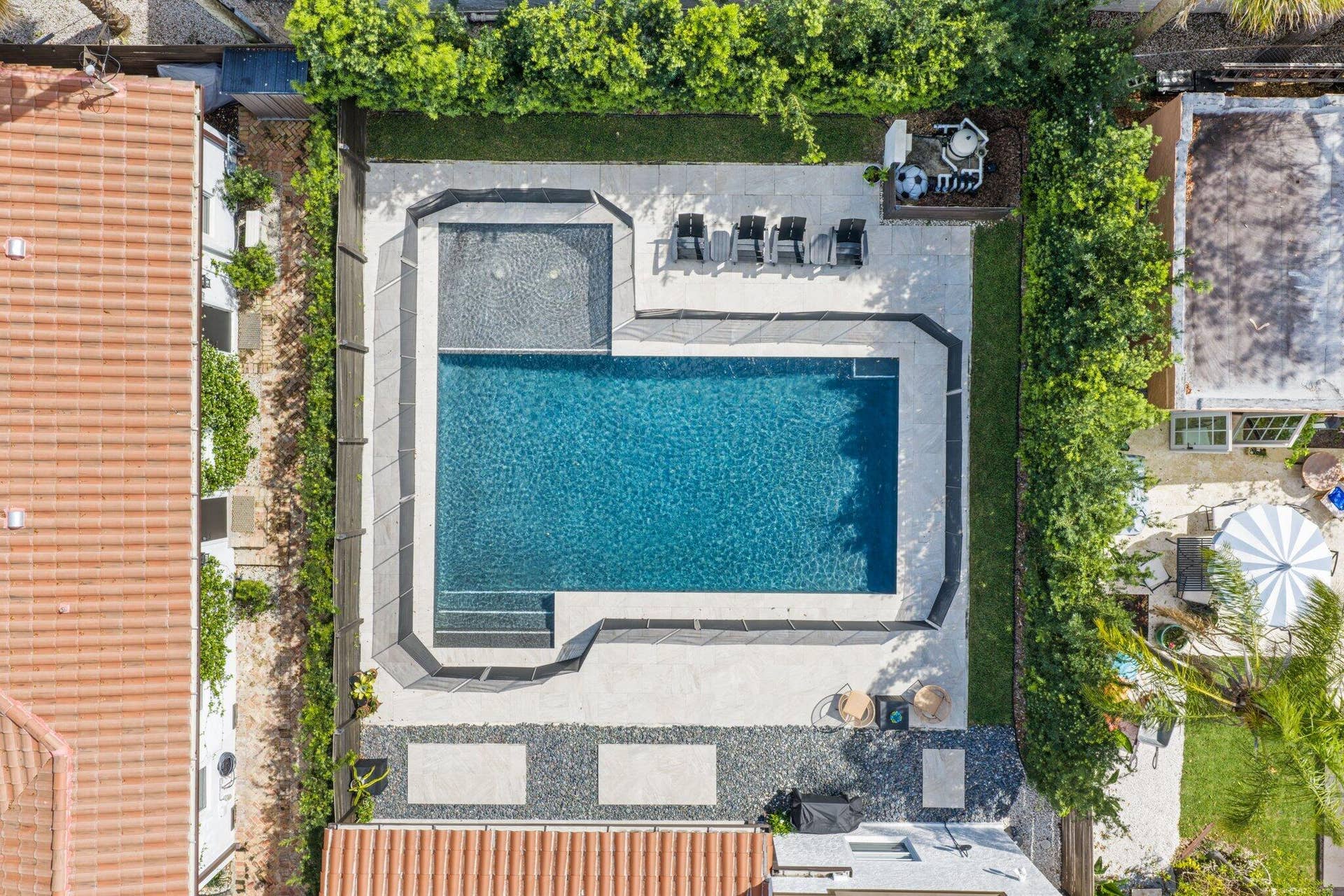 706 Sunset Road, West Palm Beach, FL 33401 706 Sunset Road - 3.jpg-SMALL