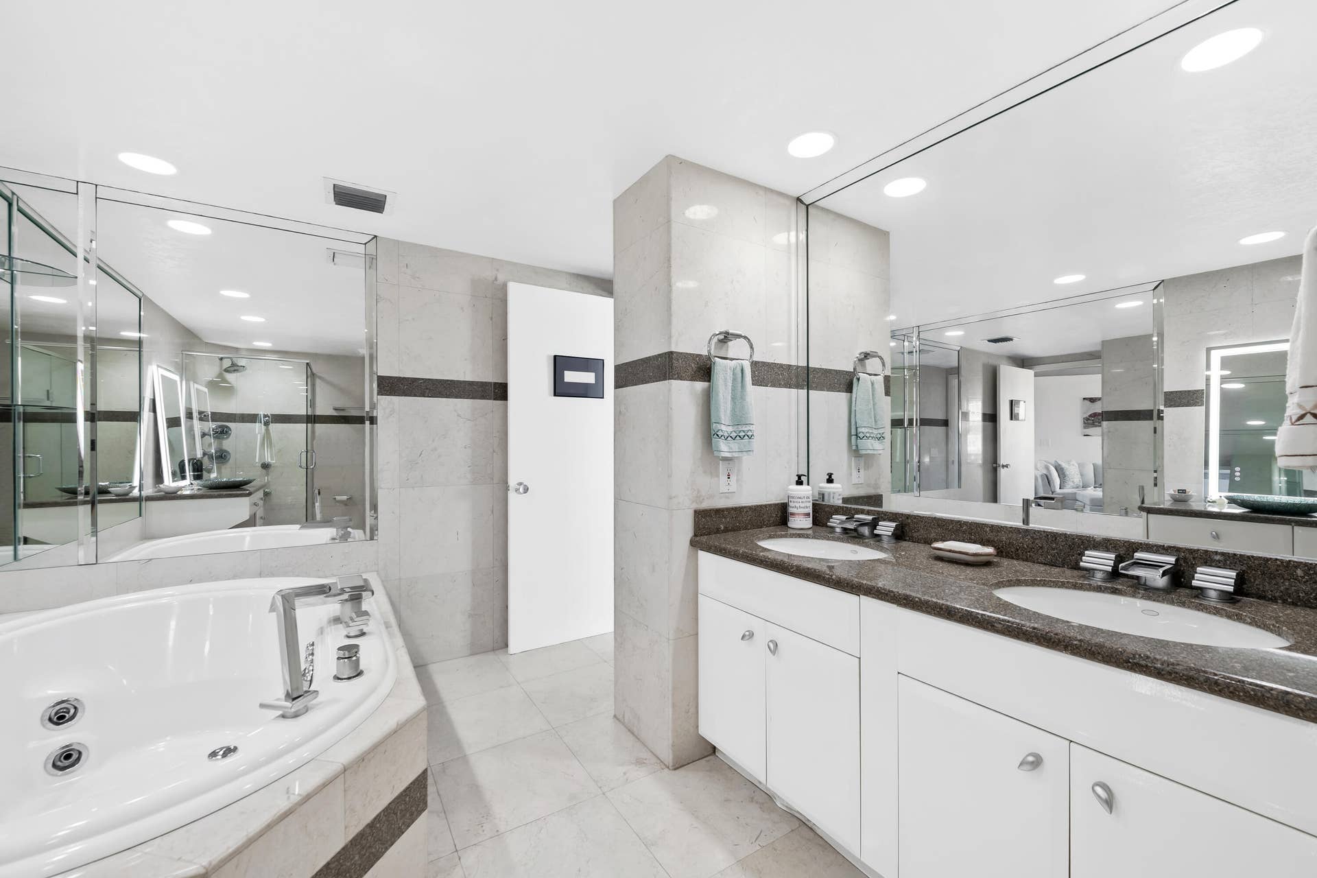 3800 Galt Ocean Drive, #802, Fort Lauderdale, FL 33308 DSC_2791