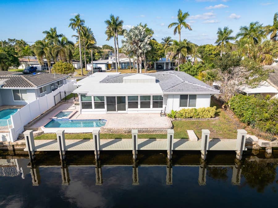 Property photo for 270 SE 9th Court, Pompano Beach, FL