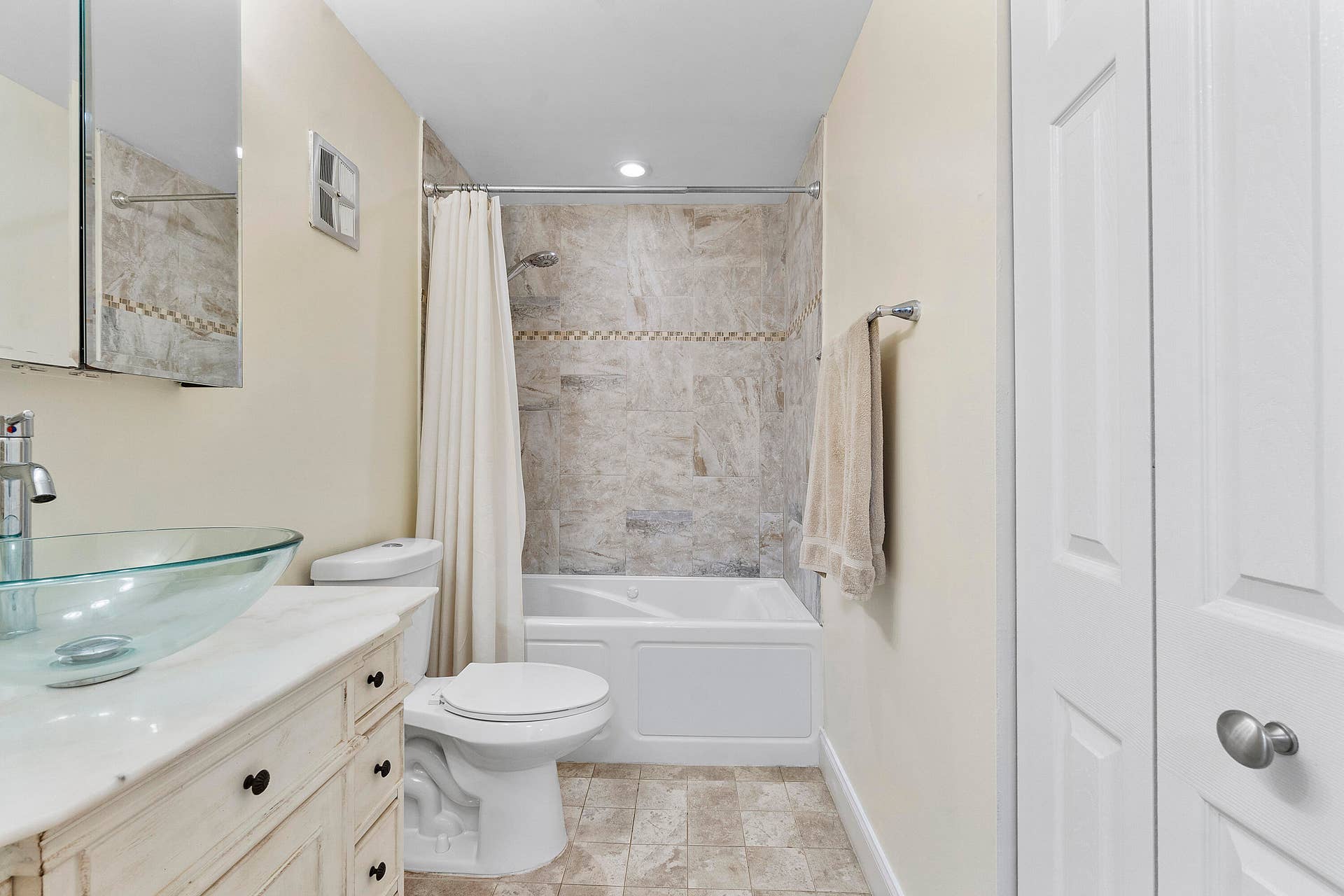 250 S Ocean Boulevard, #274, Delray Beach, FL 33483 250 S Ocean Blvd U274_010