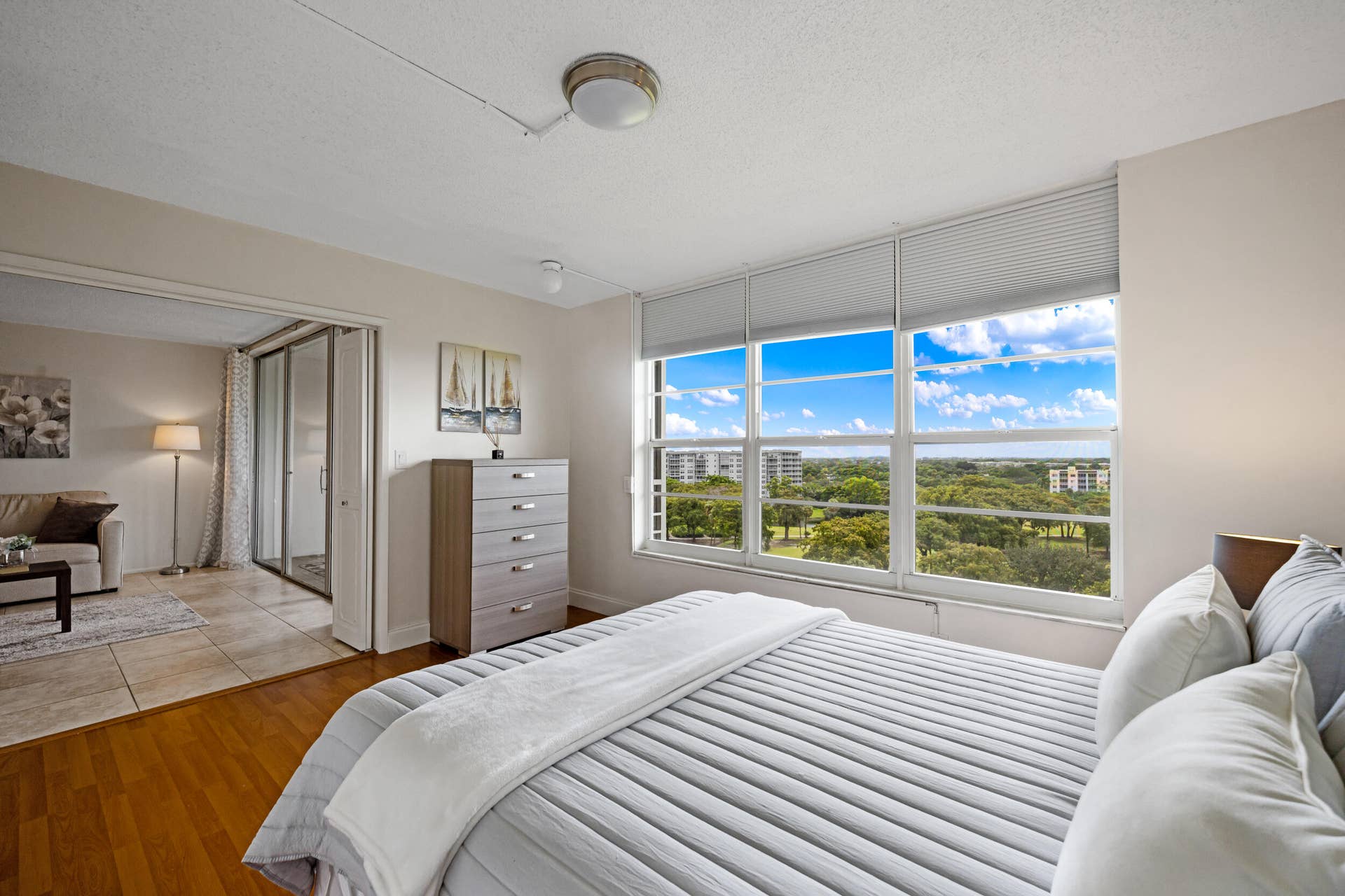 575 Oaks Lane, #1009, Pompano Beach, FL 33069 575 Oaks Ln-Pompano Beach-Natalia Hunter