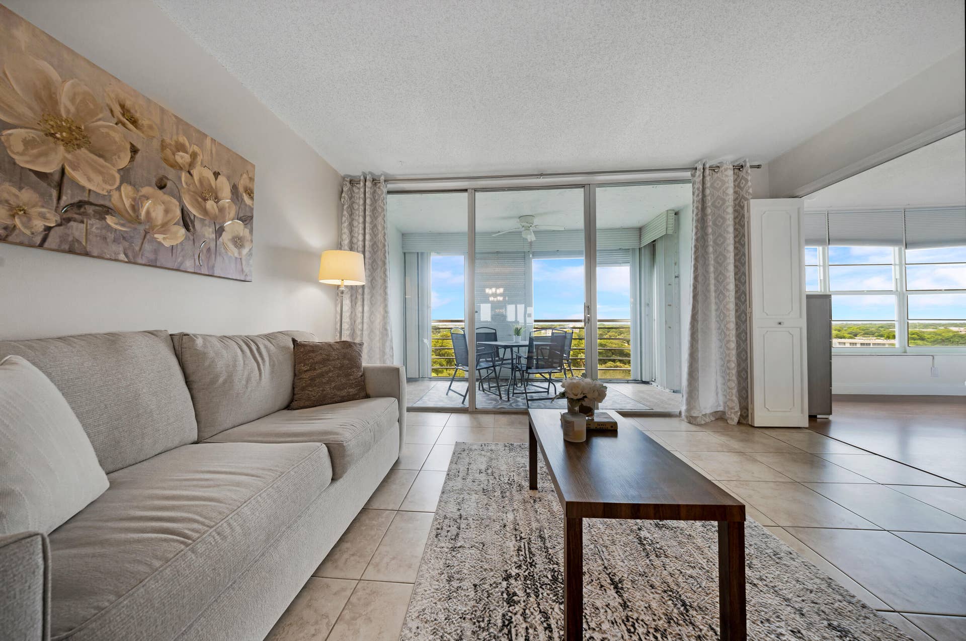 575 Oaks Lane, #1009, Pompano Beach, FL 33069 575 Oaks Ln-Pompano Beach-Natalia Hunter