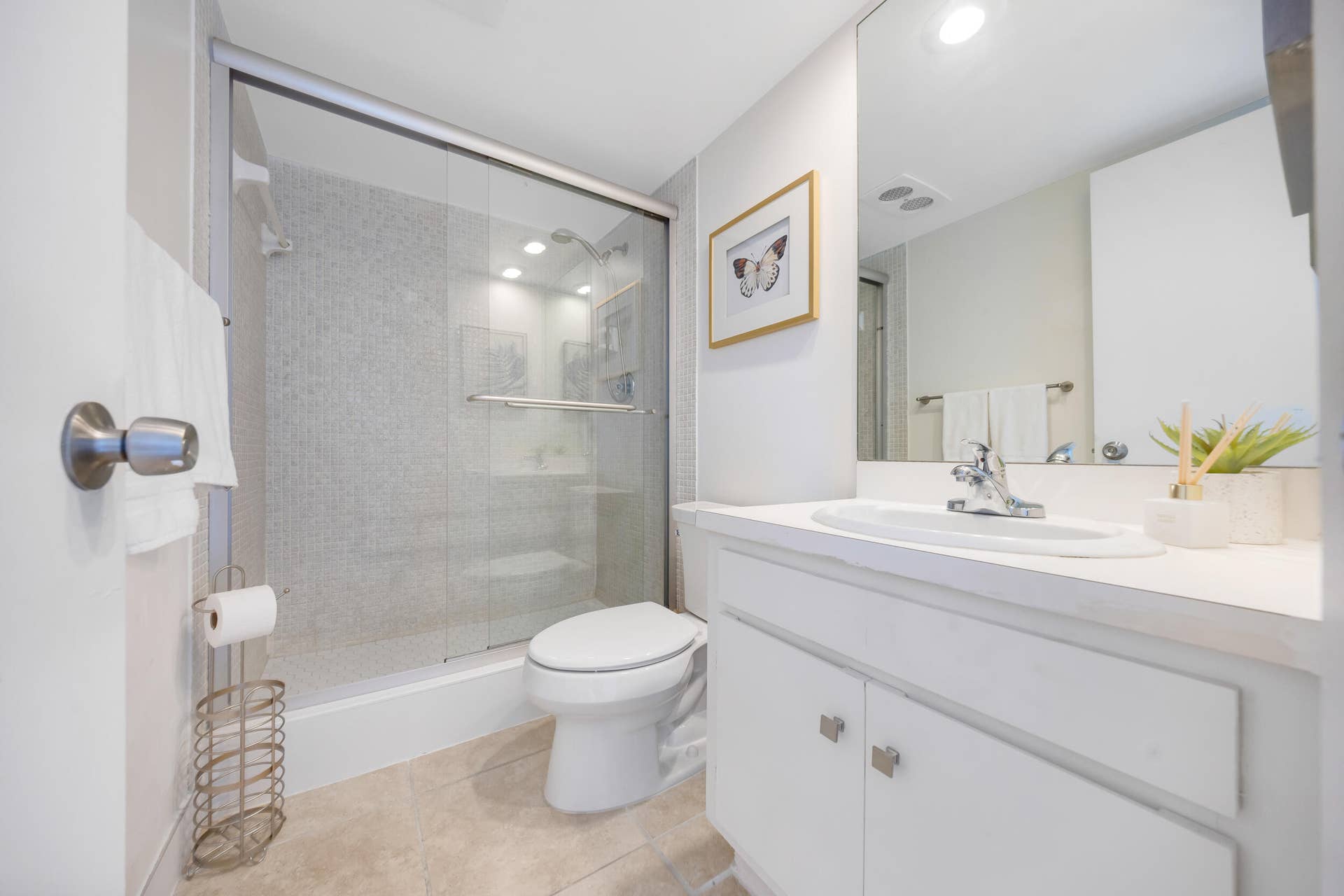 575 Oaks Lane, #1009, Pompano Beach, FL 33069 575 Oaks Ln-Pompano Beach-Natalia Hunter
