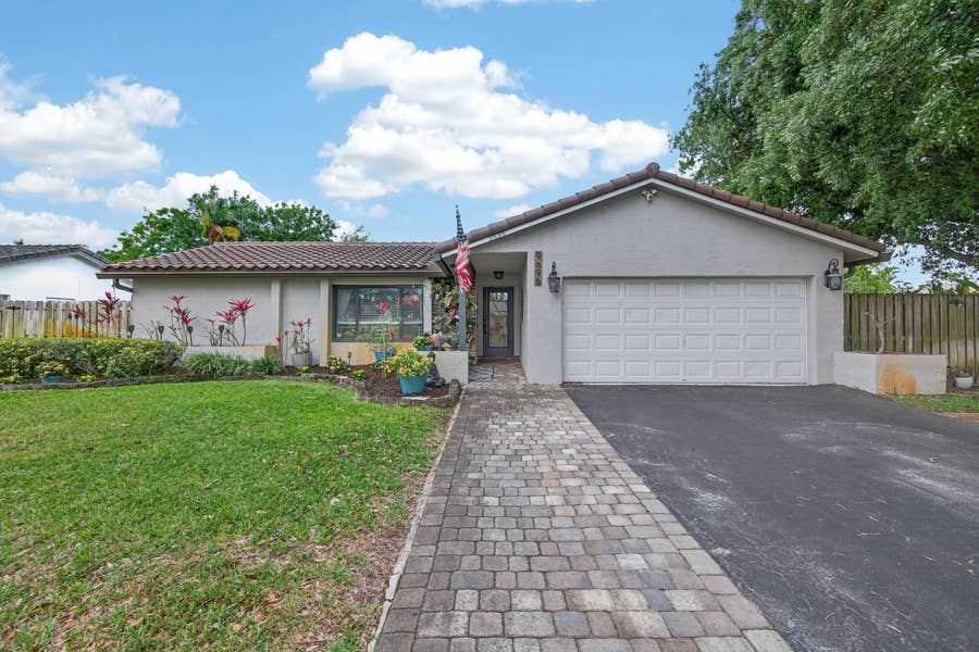 Property photo for 9696 NW 28th Place, Coral Springs, FL