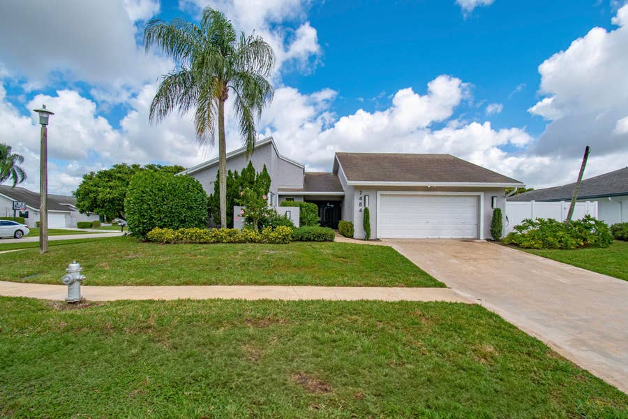 Property photo for 7484 Malibu Crescent, Boca Raton, FL
