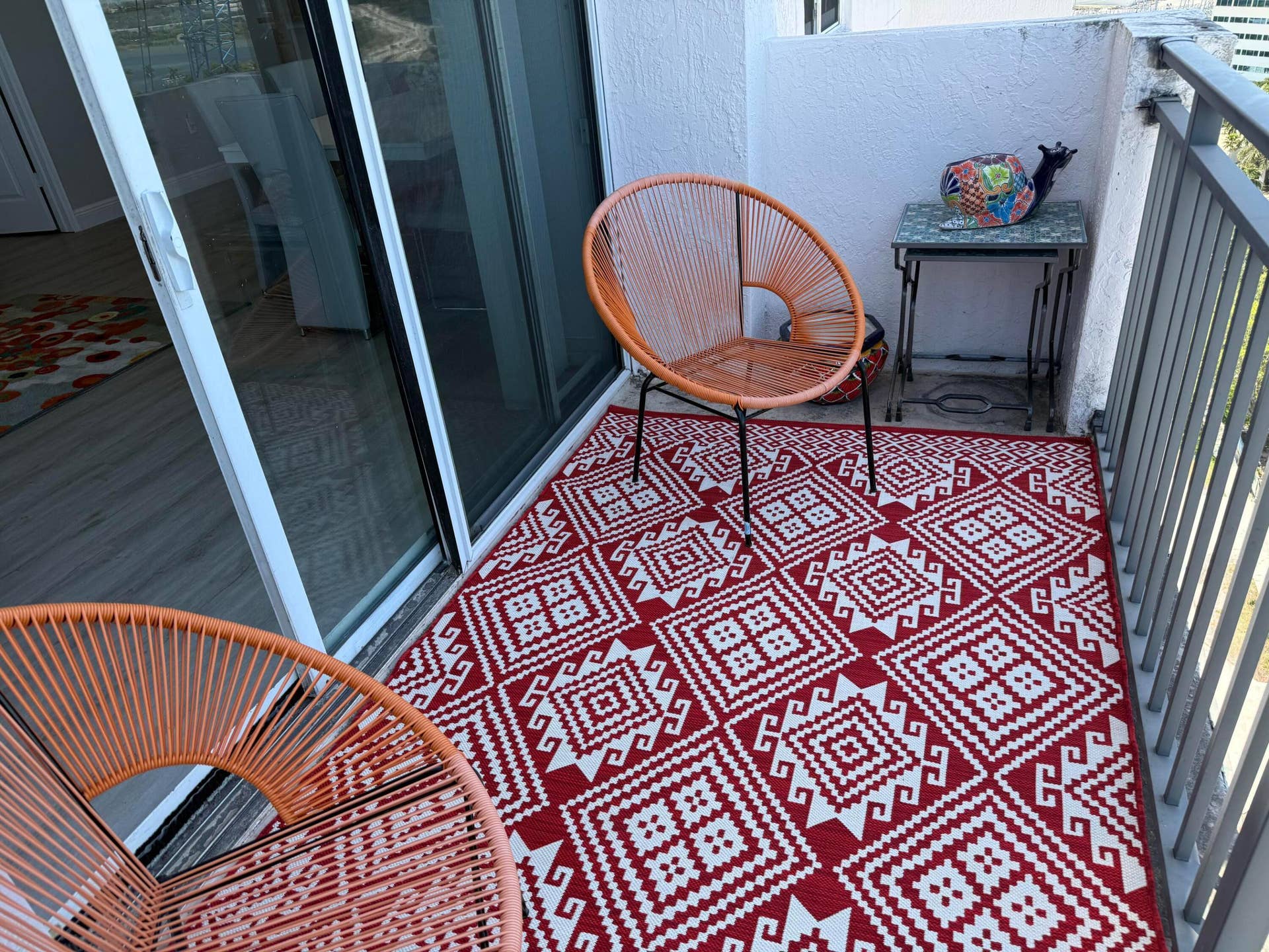 LR WEST BALCONY