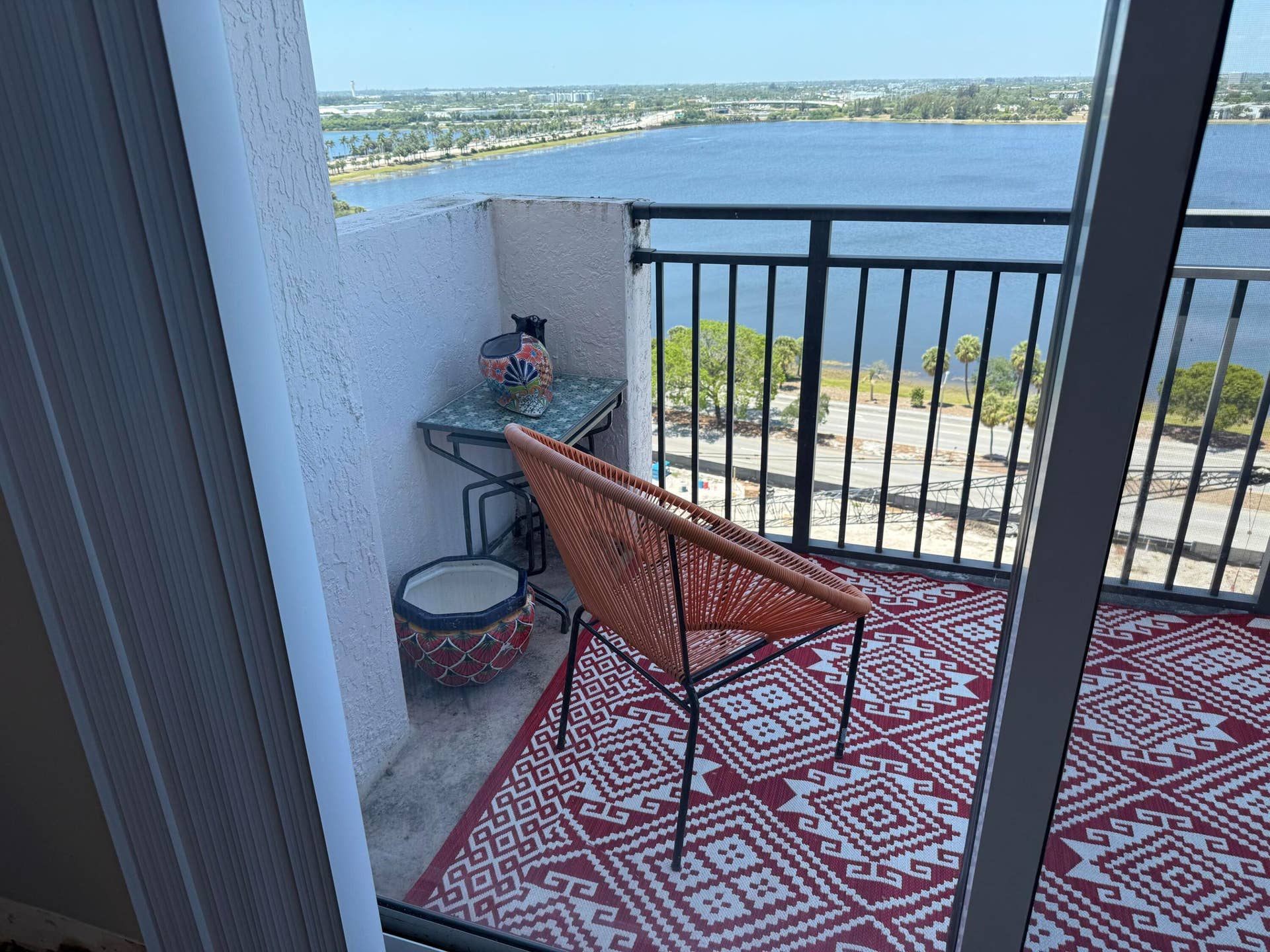 LR BALCONY