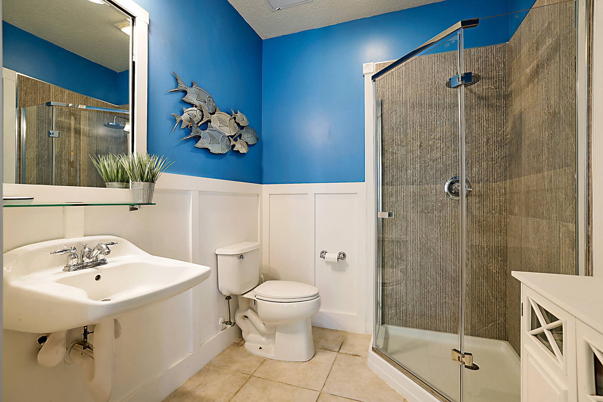 3414 W Mallory Boulevard, Jupiter, FL 33458 Ground floor has it's own bathroom.