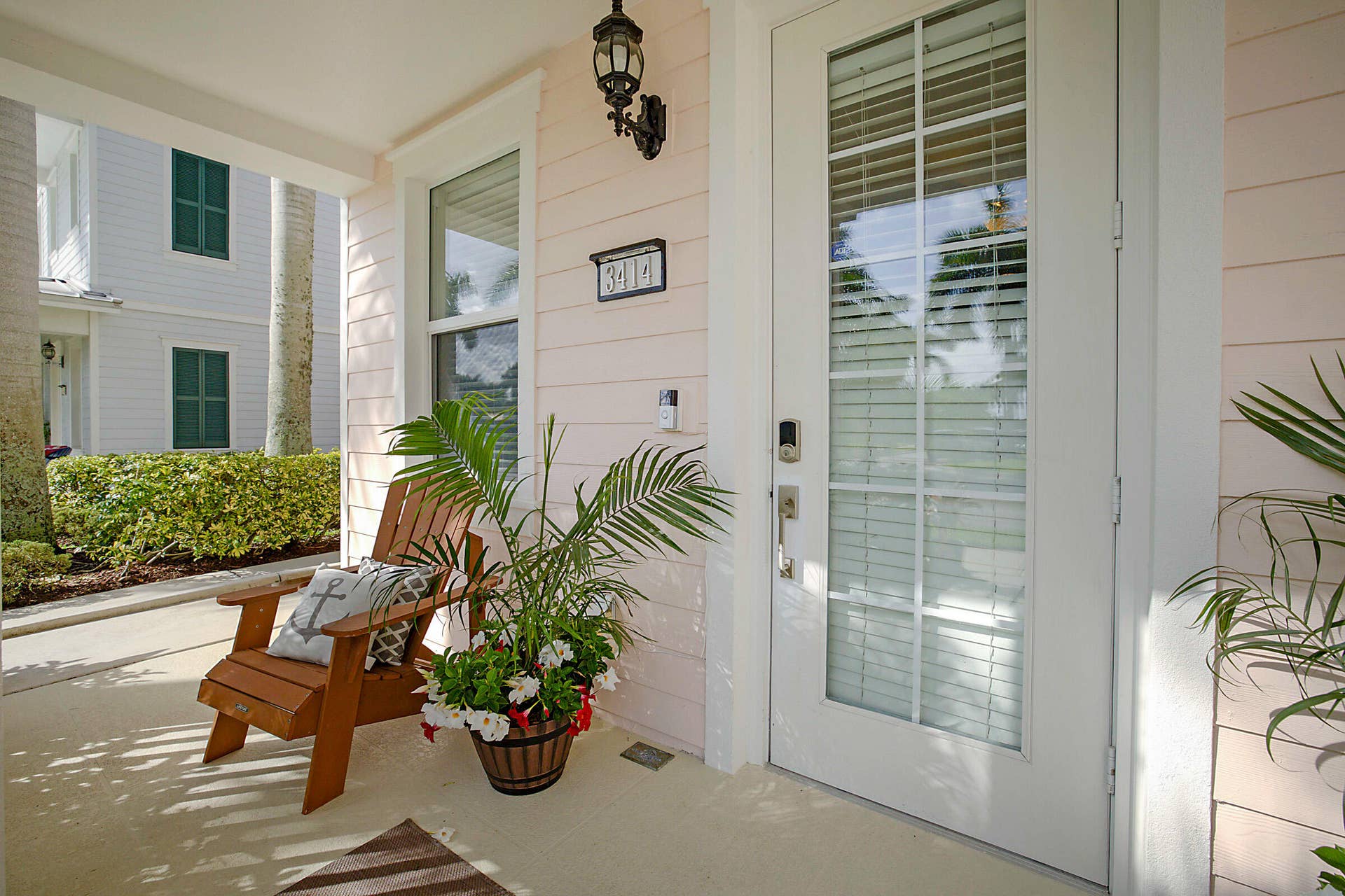 3414 W Mallory Boulevard, Jupiter, FL 33458 Separate entryway porch to flex space