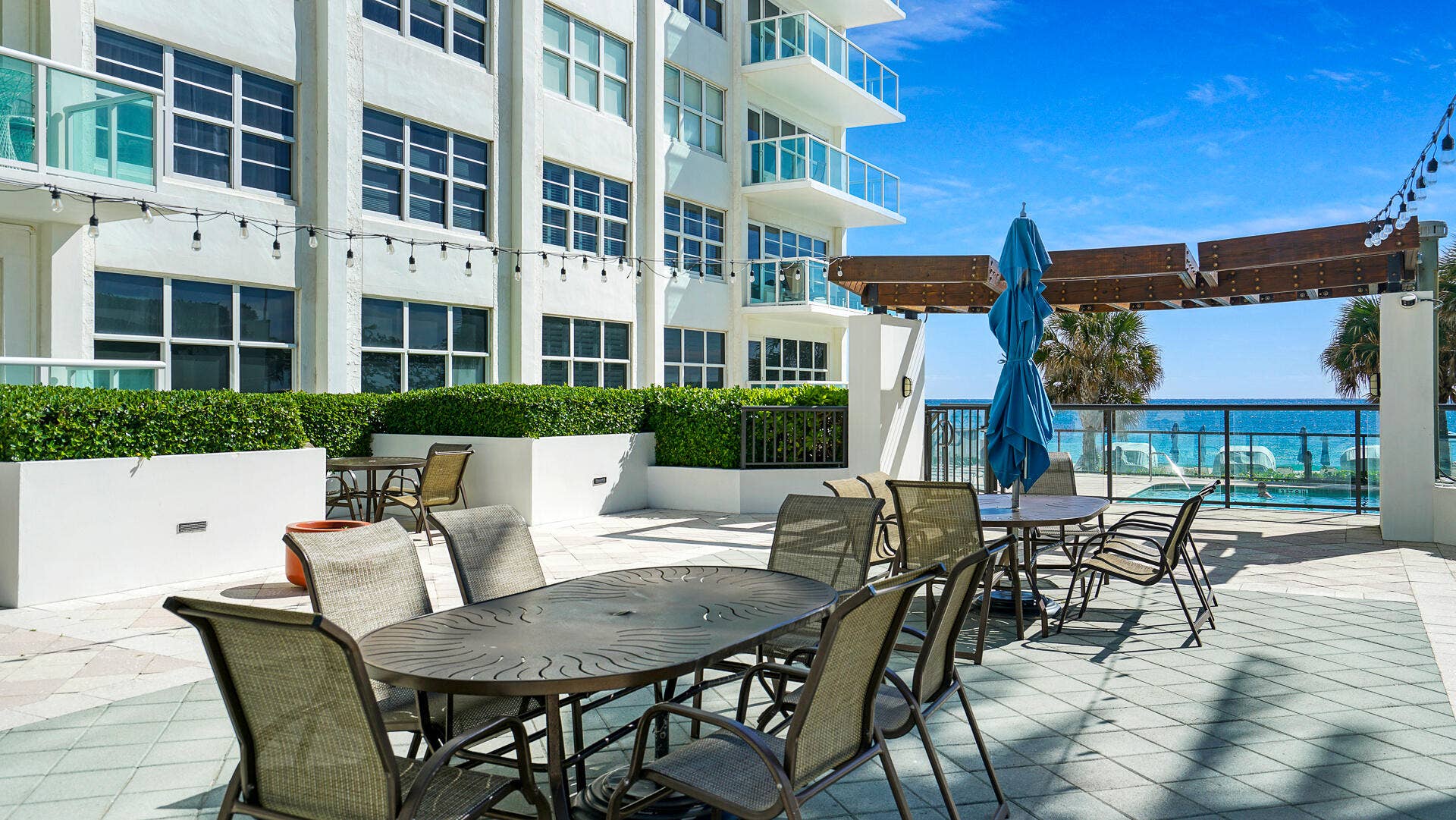 3550 Galt Ocean Drive, #508, Fort Lauderdale, FL 33308 pool deck