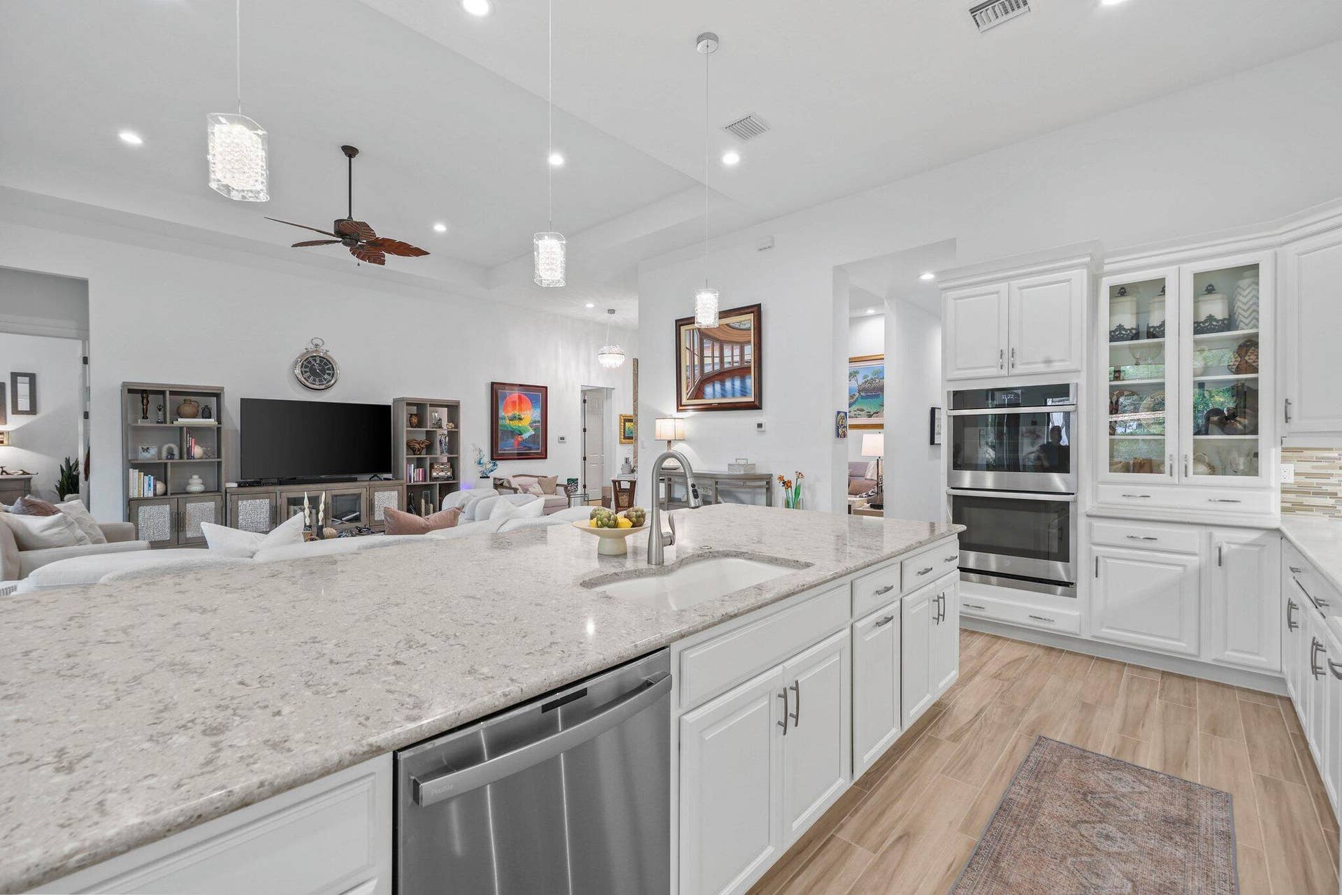 9368 Cantal Circle E, Parkland, FL 33076 Kitchen