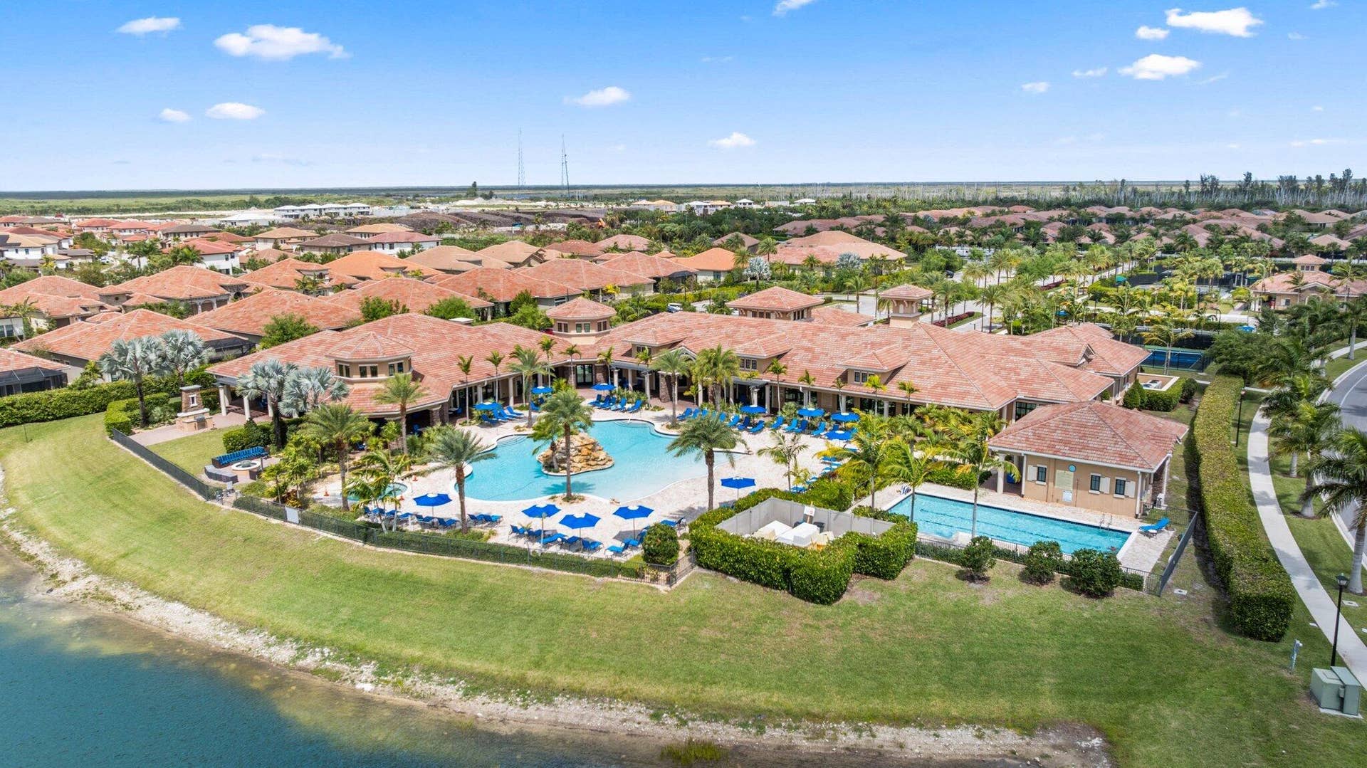 9368 Cantal Circle E, Parkland, FL 33076 Clubhouse