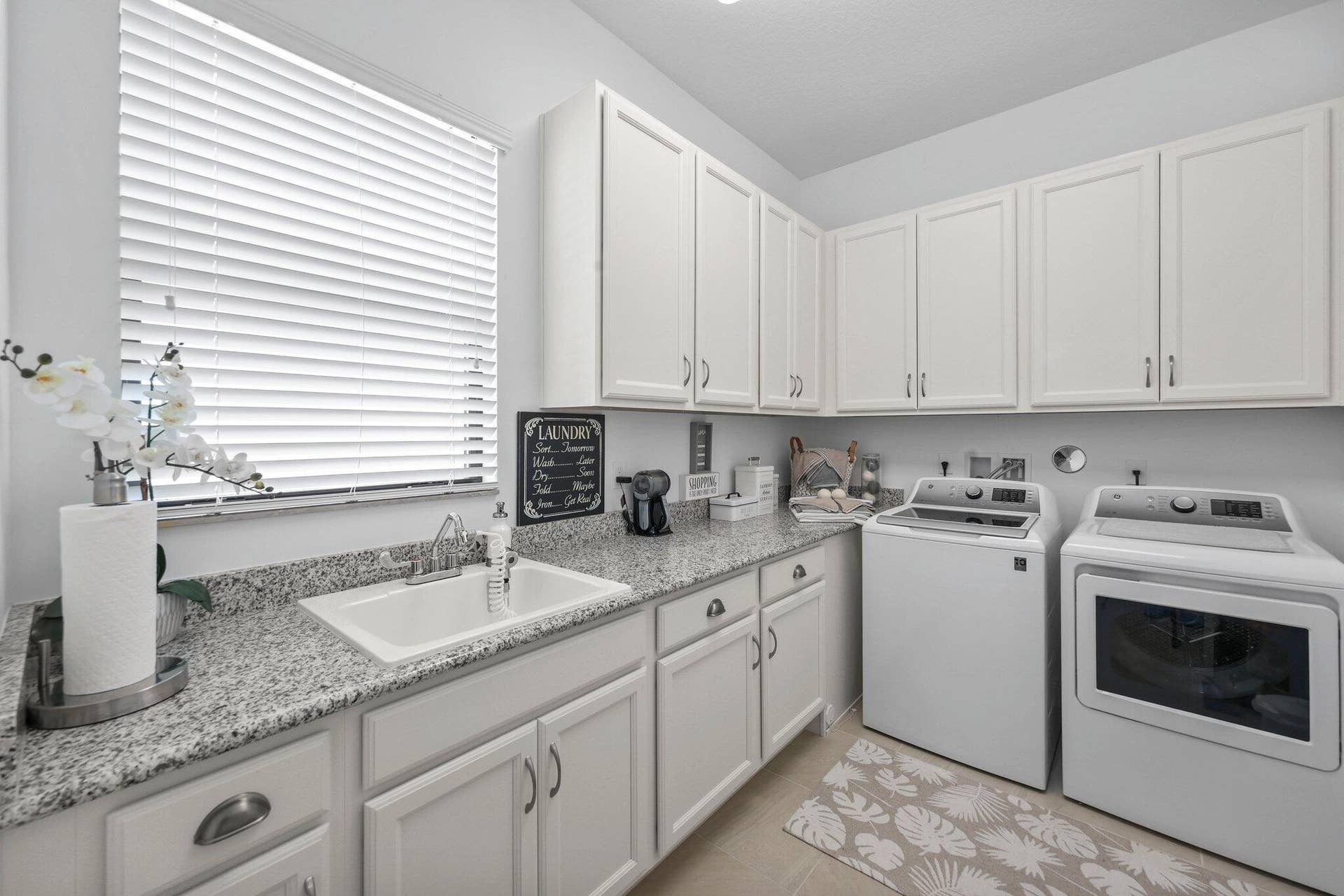 9368 Cantal Circle E, Parkland, FL 33076 Laundry Room
