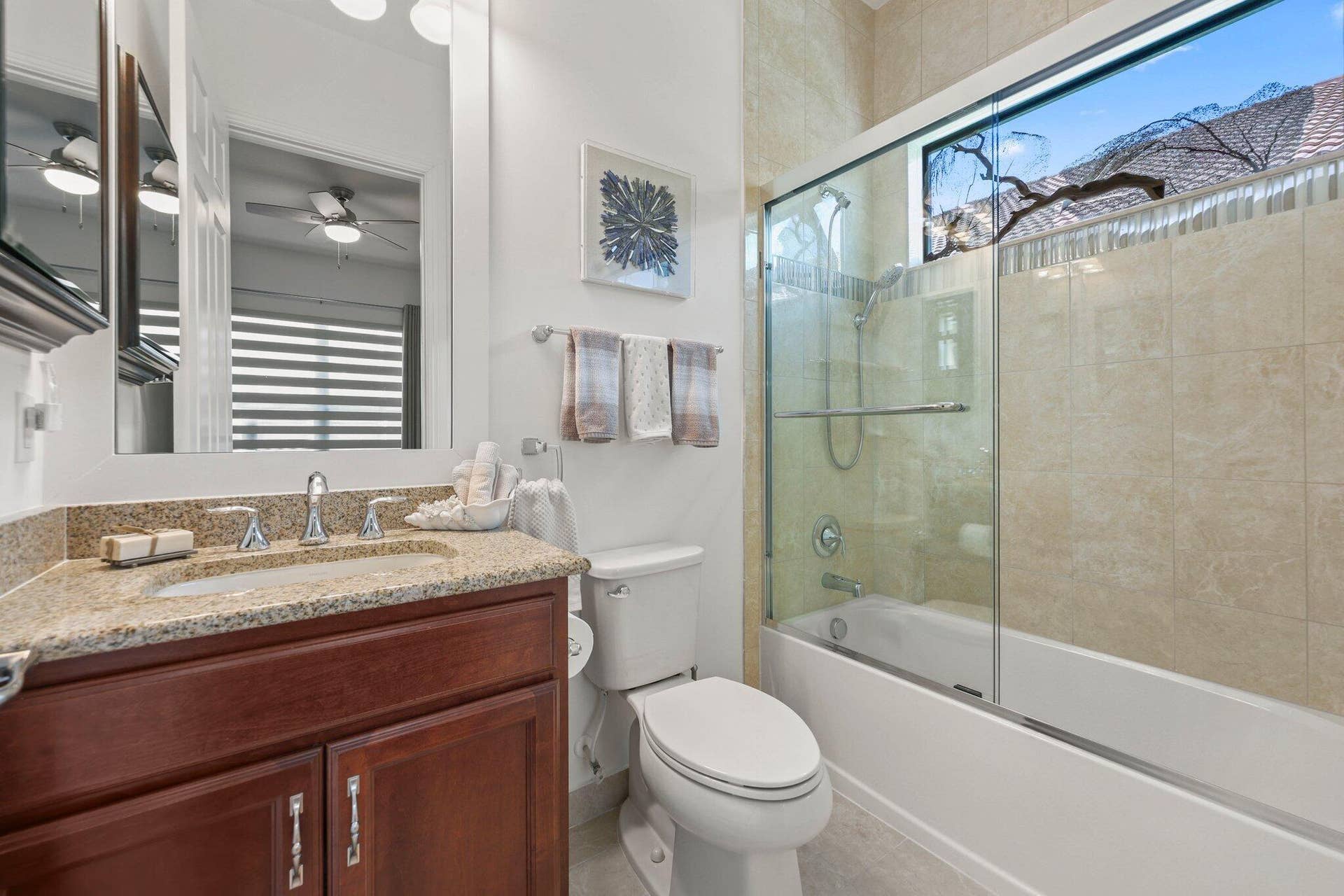 9368 Cantal Circle E, Parkland, FL 33076 2nd Bathroom