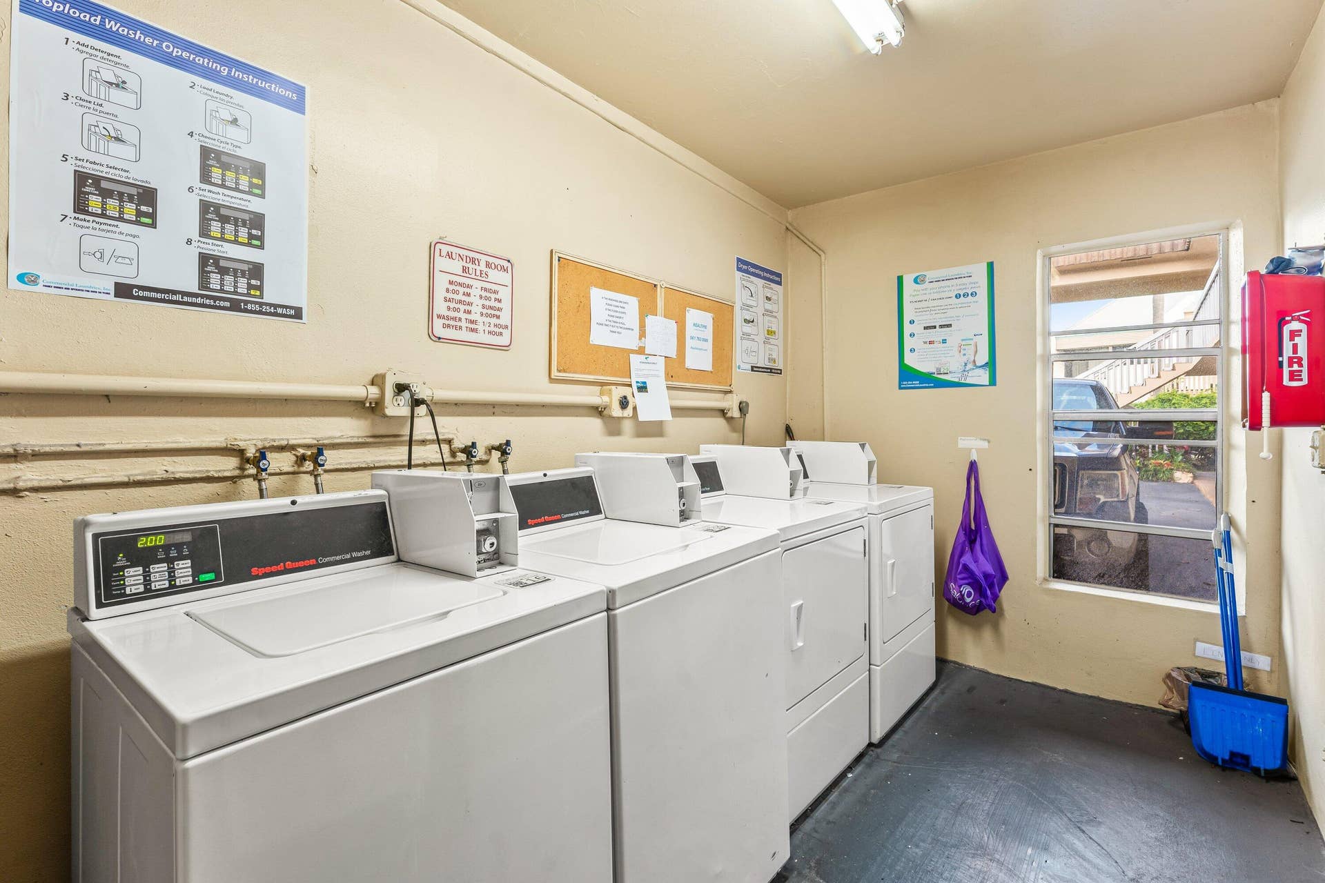 342 Southwind Drive, #102, North Palm Beach, FL 33408 Community Laundry