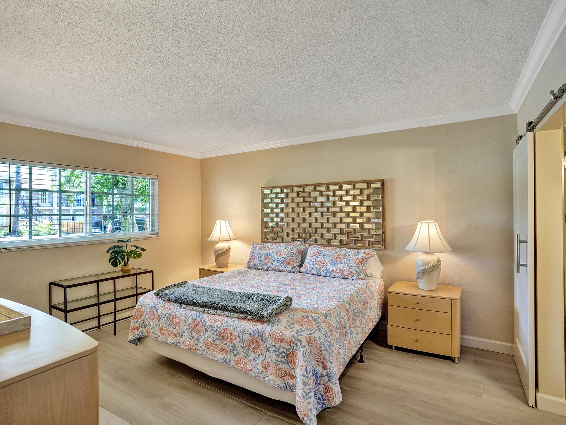 2866 NE 30th Street, #3, Fort Lauderdale, Fort Lauderdale, FL 33306 DSC03875