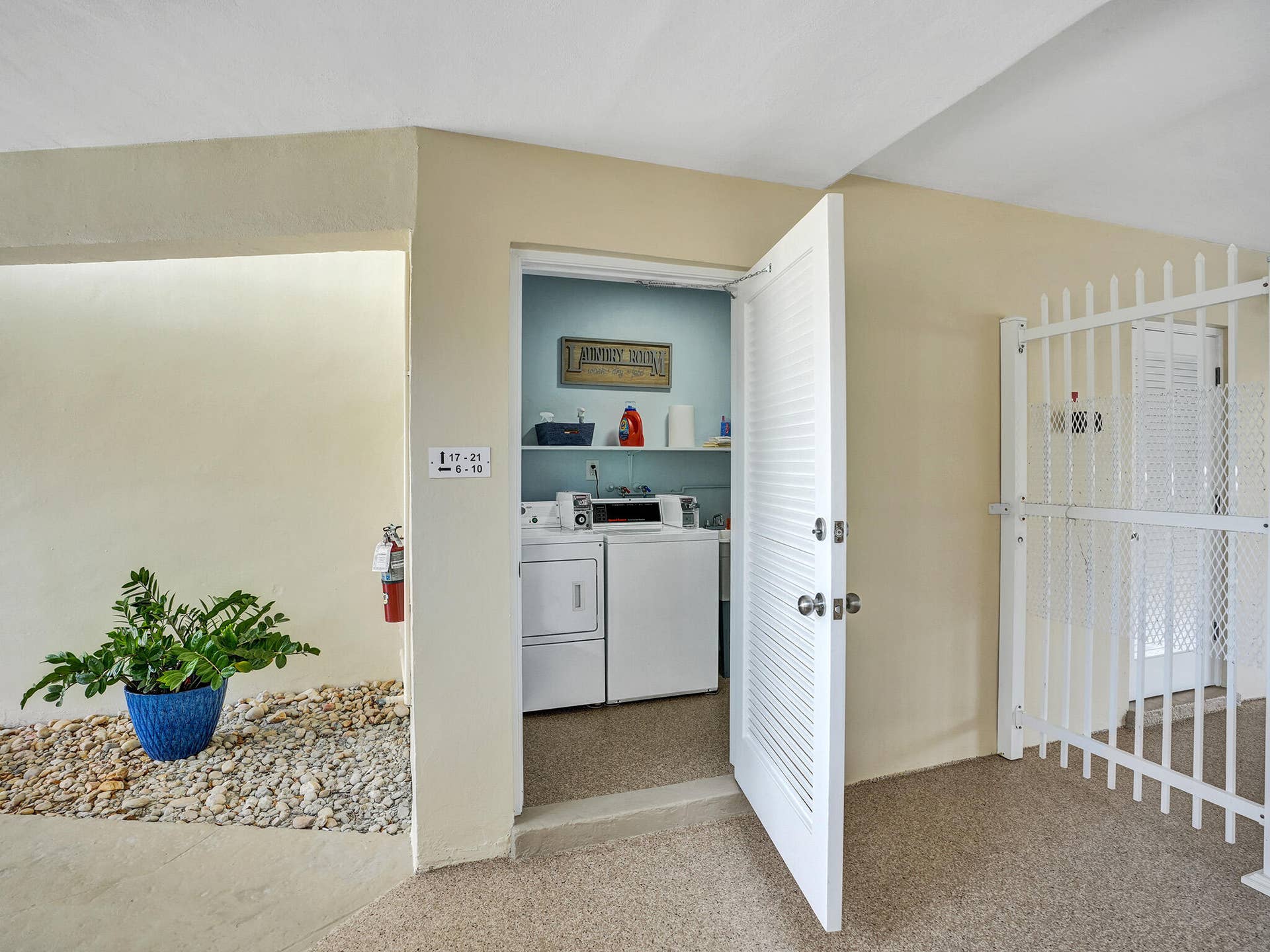 2866 NE 30th Street, #3, Fort Lauderdale, Fort Lauderdale, FL 33306 DSC03911