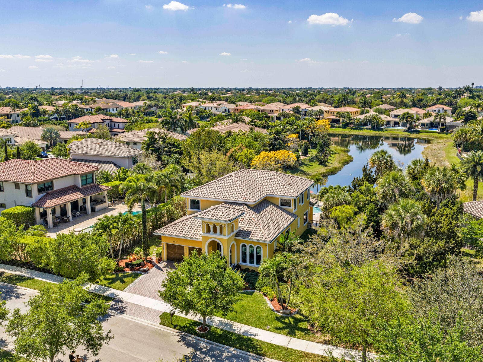 8256 Bradford Way Parkland FL 33076 USA-
