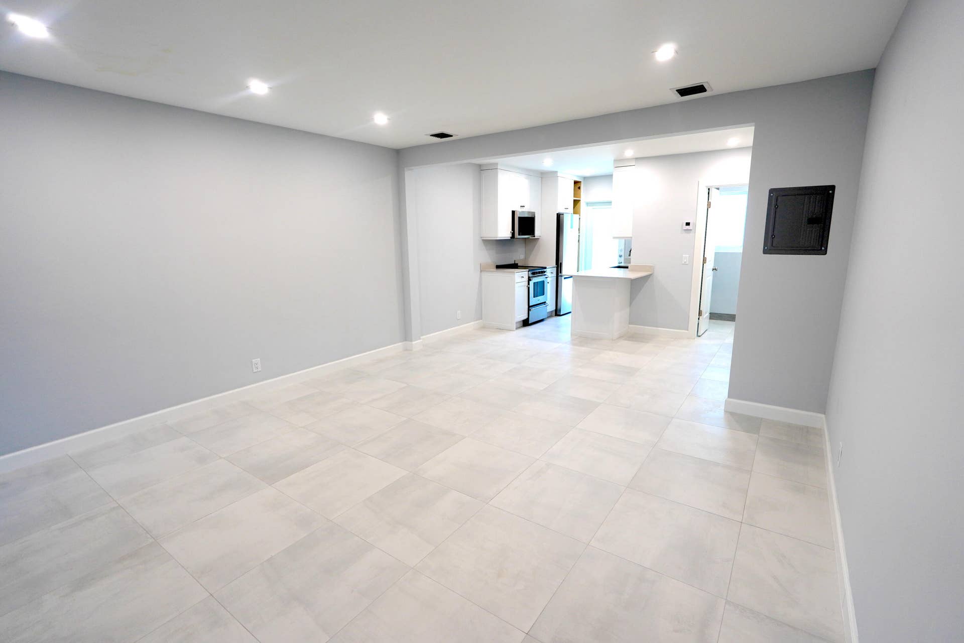 631 NE 17th Way, #3, Fort Lauderdale, Fort Lauderdale, FL 33304 2023-04-27 11.50.01 (1)