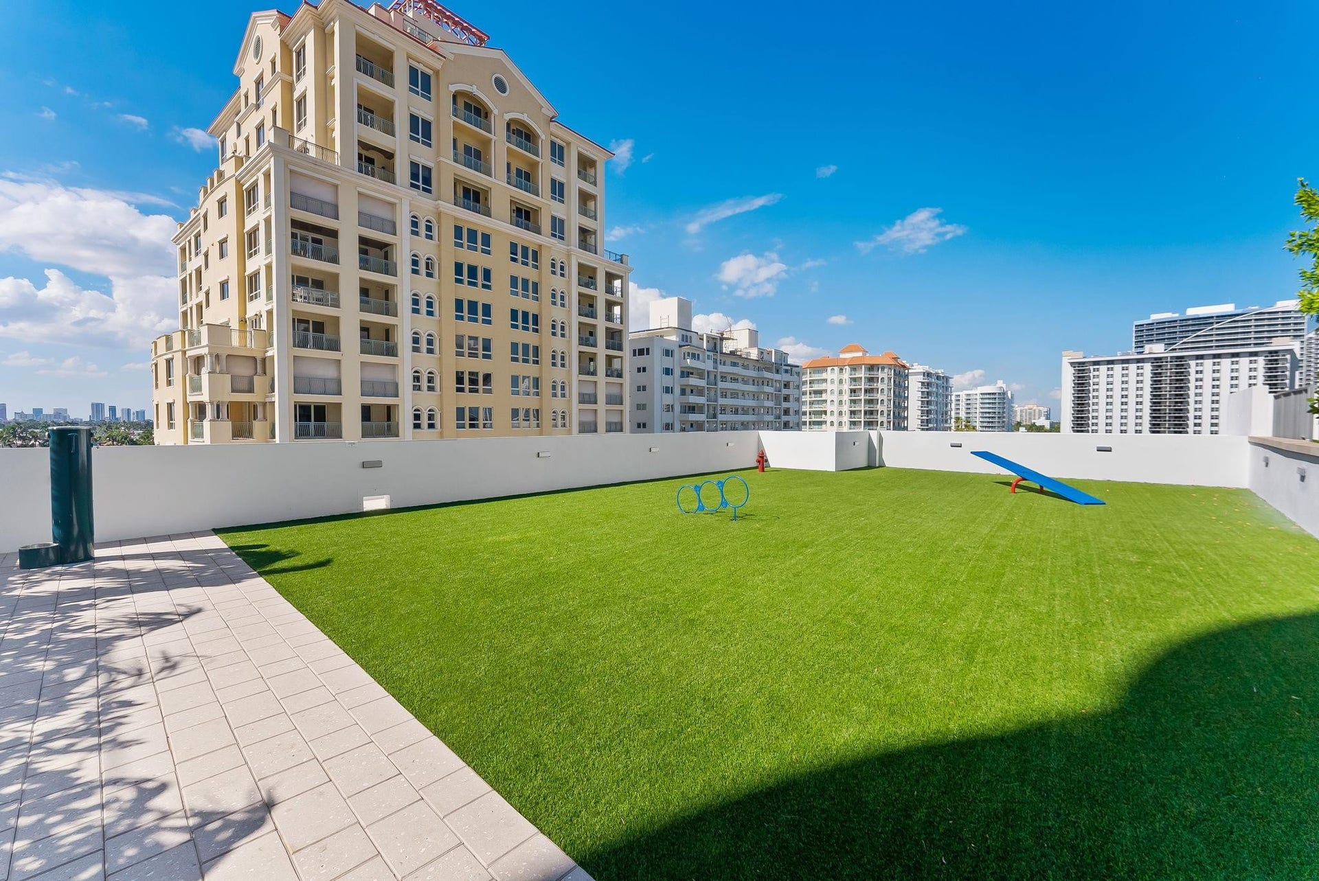 153 N Seabreeze Boulevard, #Unit 1105s, Fort Lauderdale, FL 33304 Pet Area & Play Ground