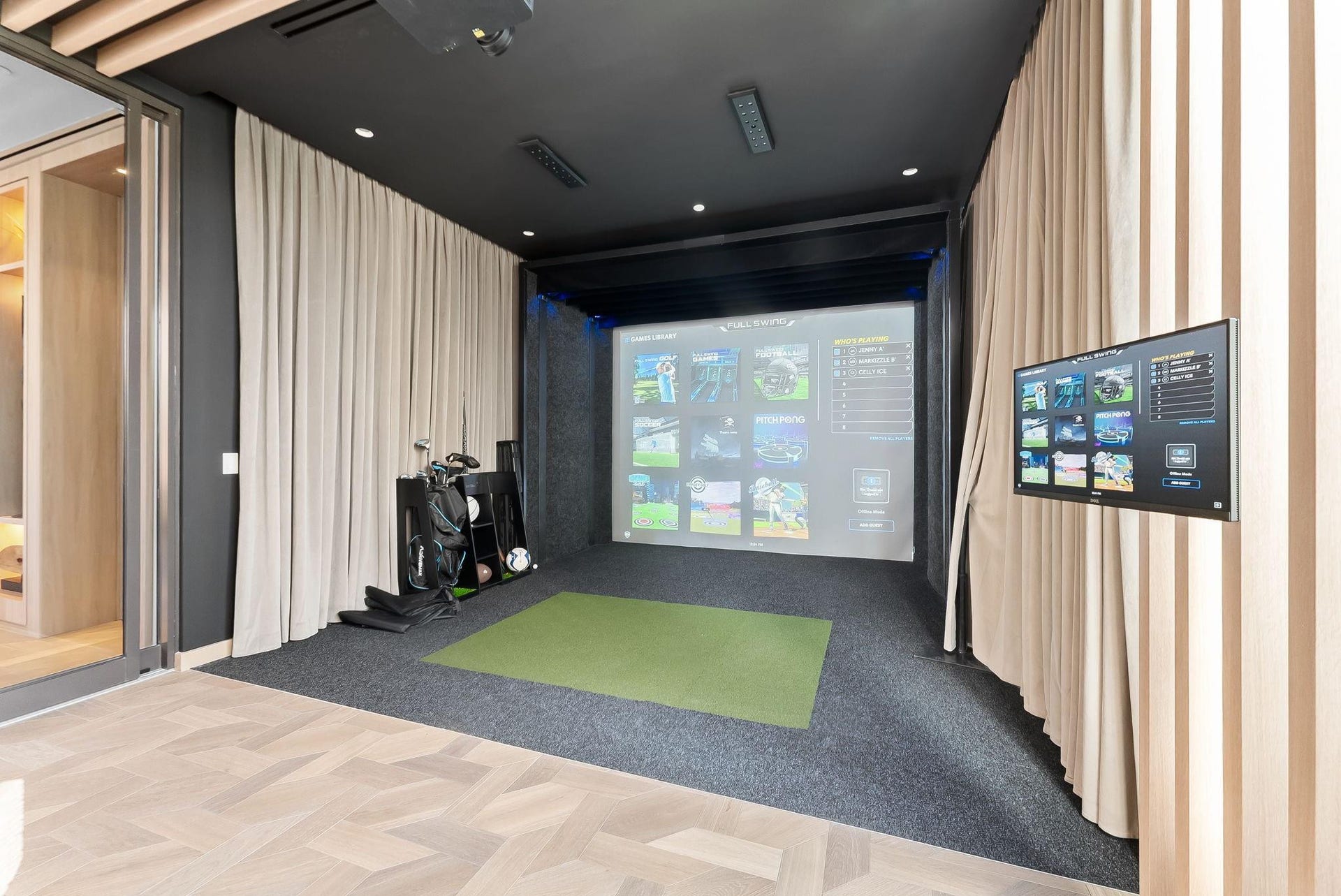 153 N Seabreeze Boulevard, #Unit 1105s, Fort Lauderdale, FL 33304 Golf Simulator