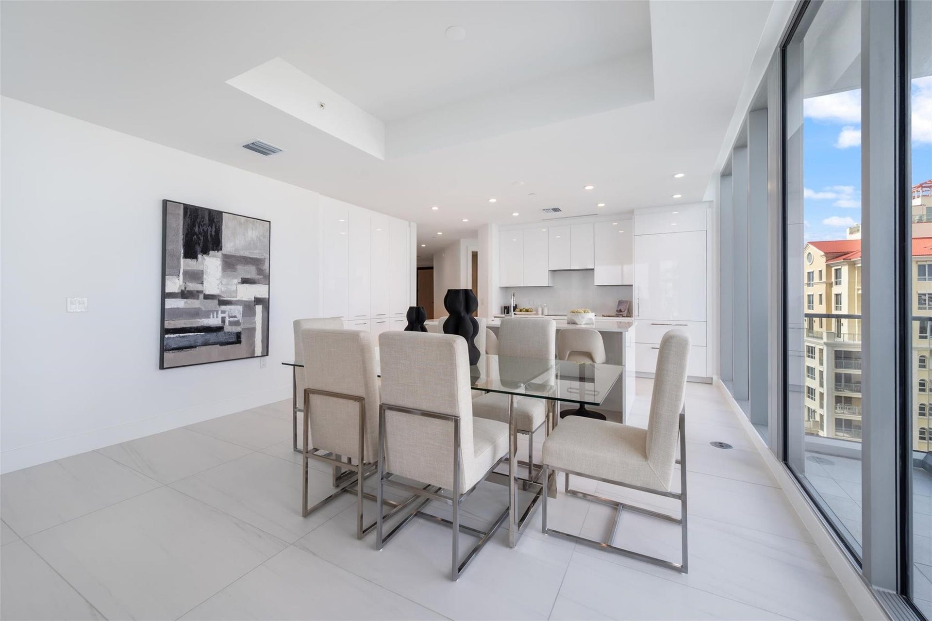 153 N Seabreeze Boulevard, #Unit 1105s, Fort Lauderdale, FL 33304 Dining Room