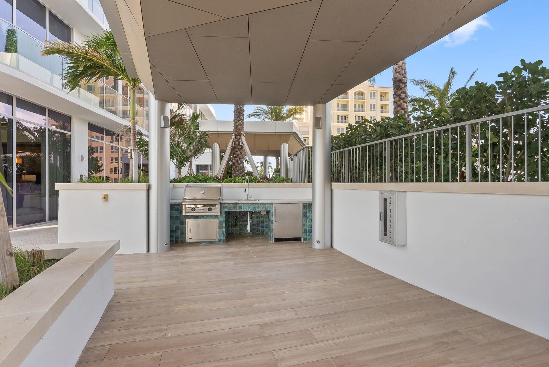 153 N Seabreeze Boulevard, #Unit 1105s, Fort Lauderdale, FL 33304 BBQ Station - 1 out of 2 right off the pool.