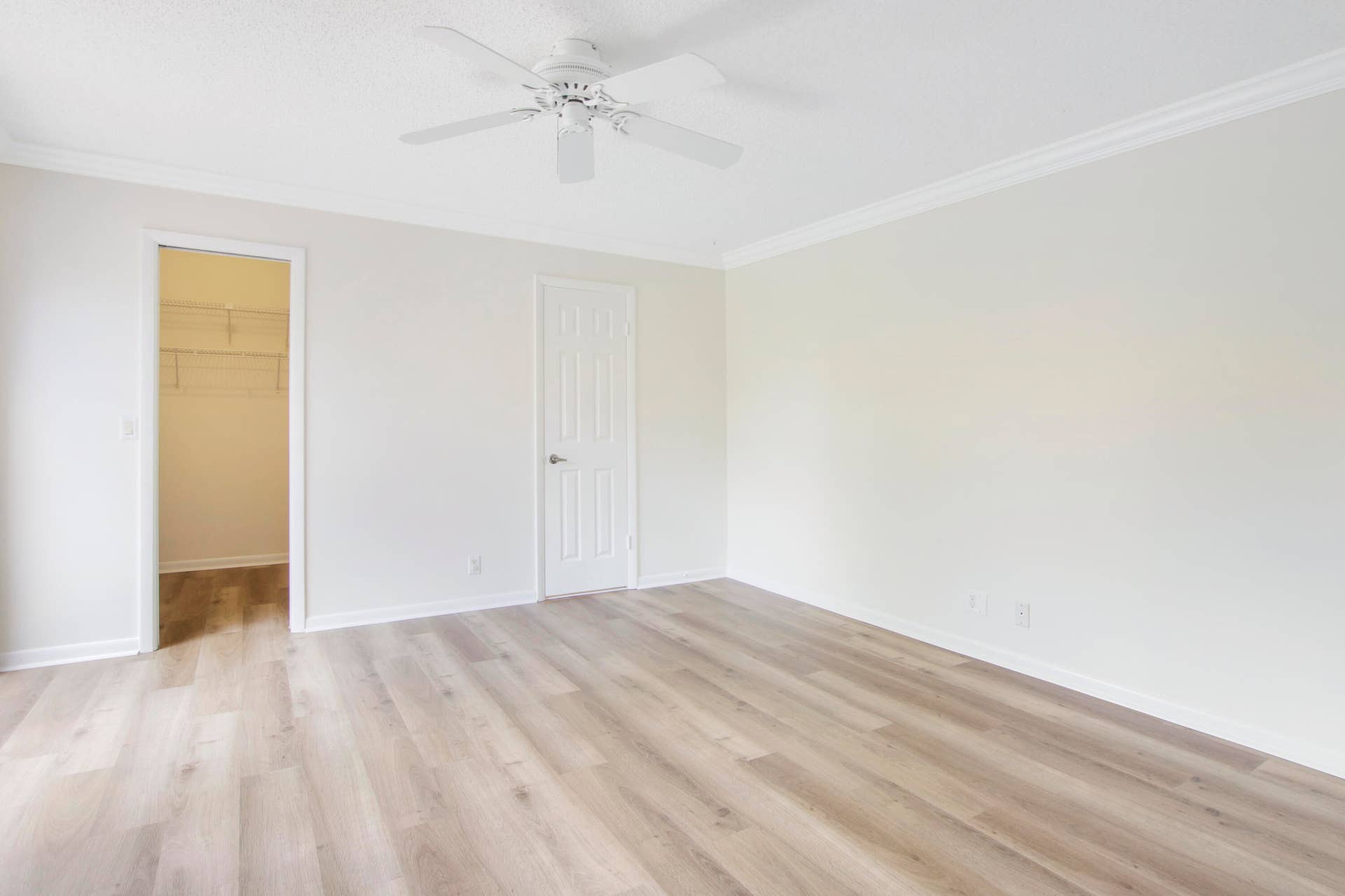 326 Jupiter Lakes Boulevard, #2318d, Jupiter, FL 33458 The master bedroom offers a walk-in closet and ensuite bathroom.