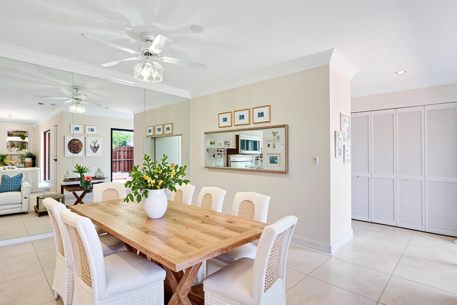 326 Jupiter Lakes Boulevard, #2318d, Jupiter, FL 33458 Spacious dining area.