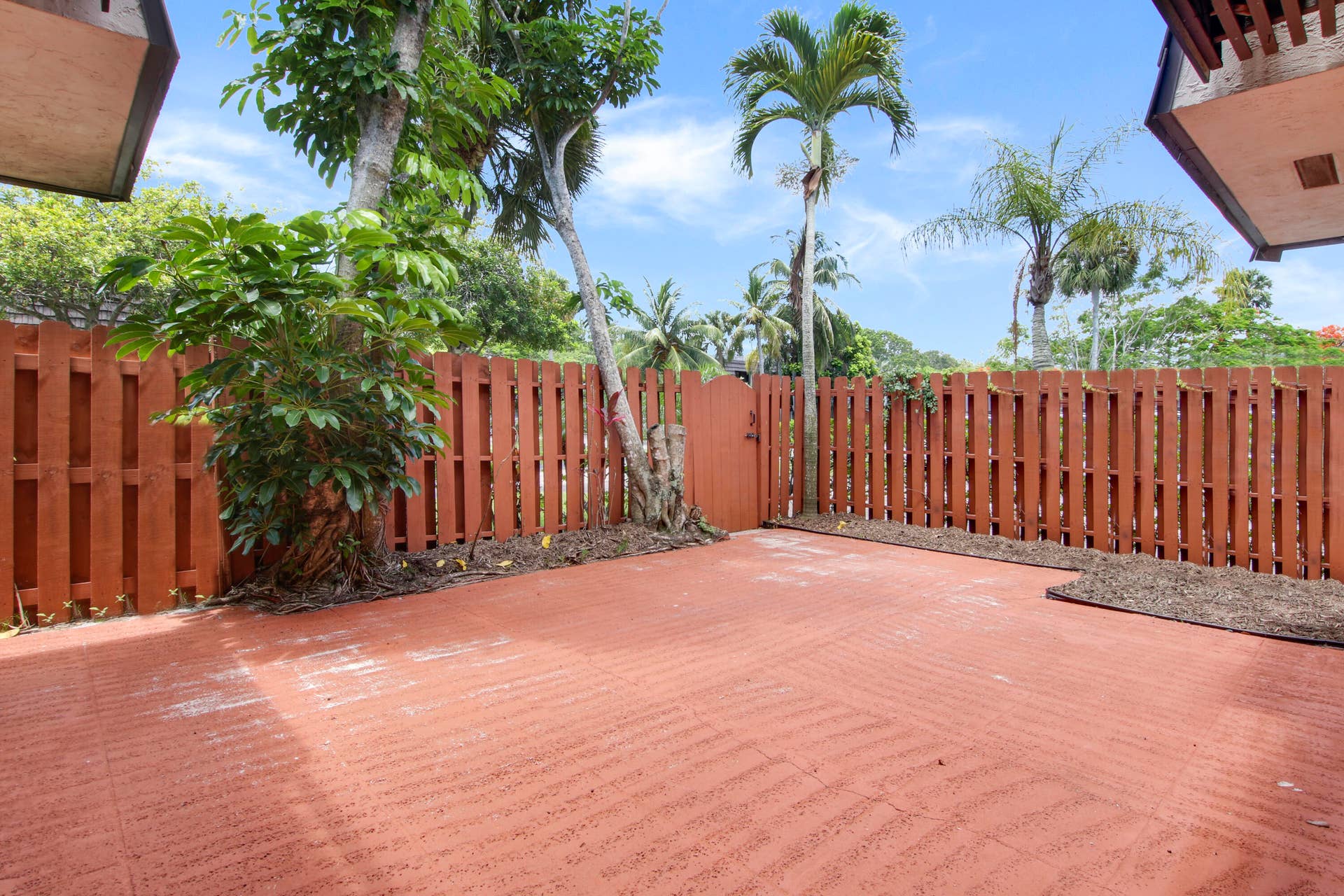 326 Jupiter Lakes Boulevard, #2318d, Jupiter, FL 33458 The patio is fully fenced.