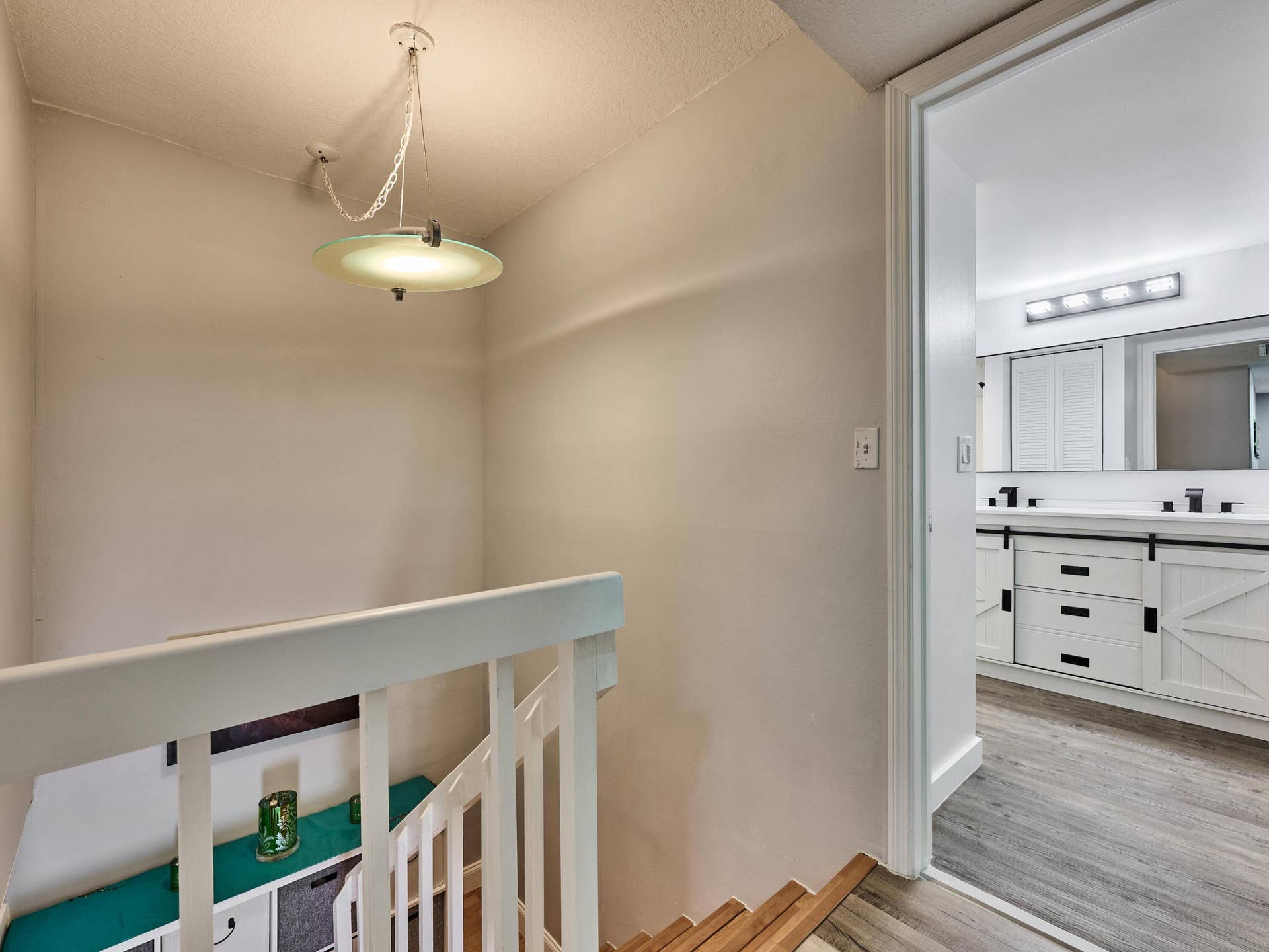 2nd Bathroom